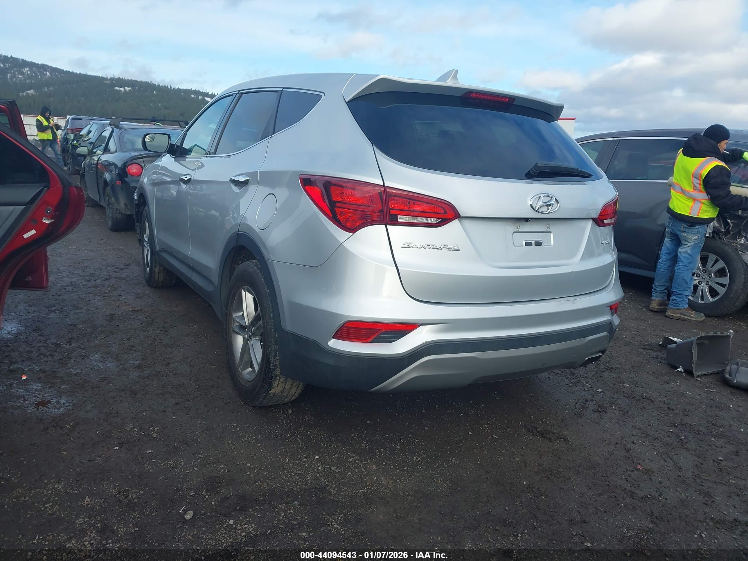 HYUNDAI SANTA image 3