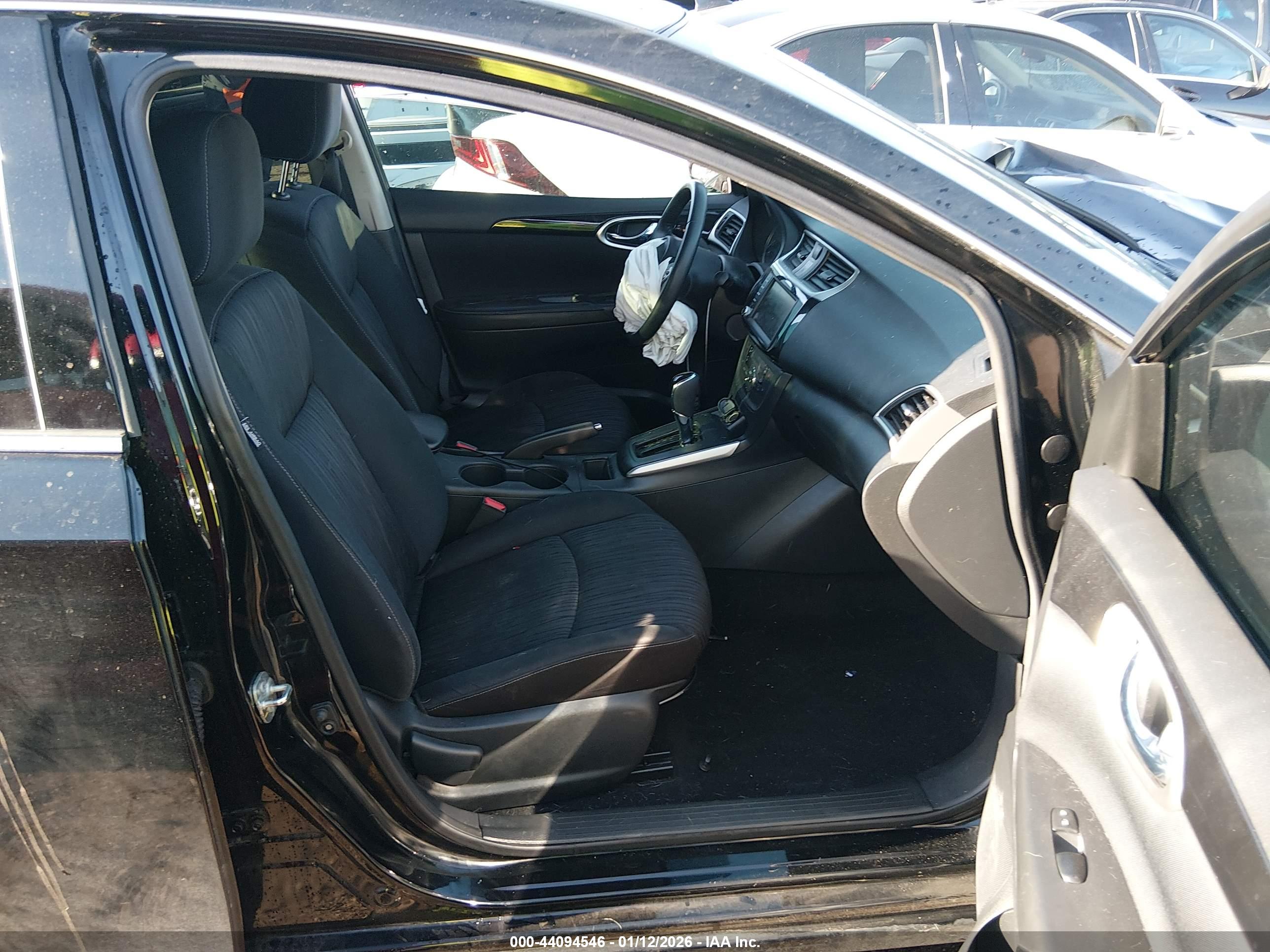 NISSAN SENTRA image 5