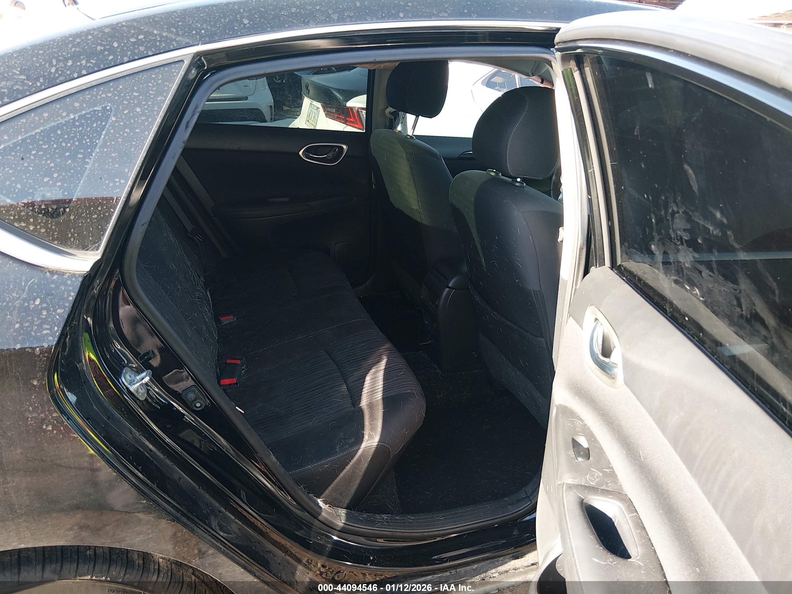NISSAN SENTRA image 8