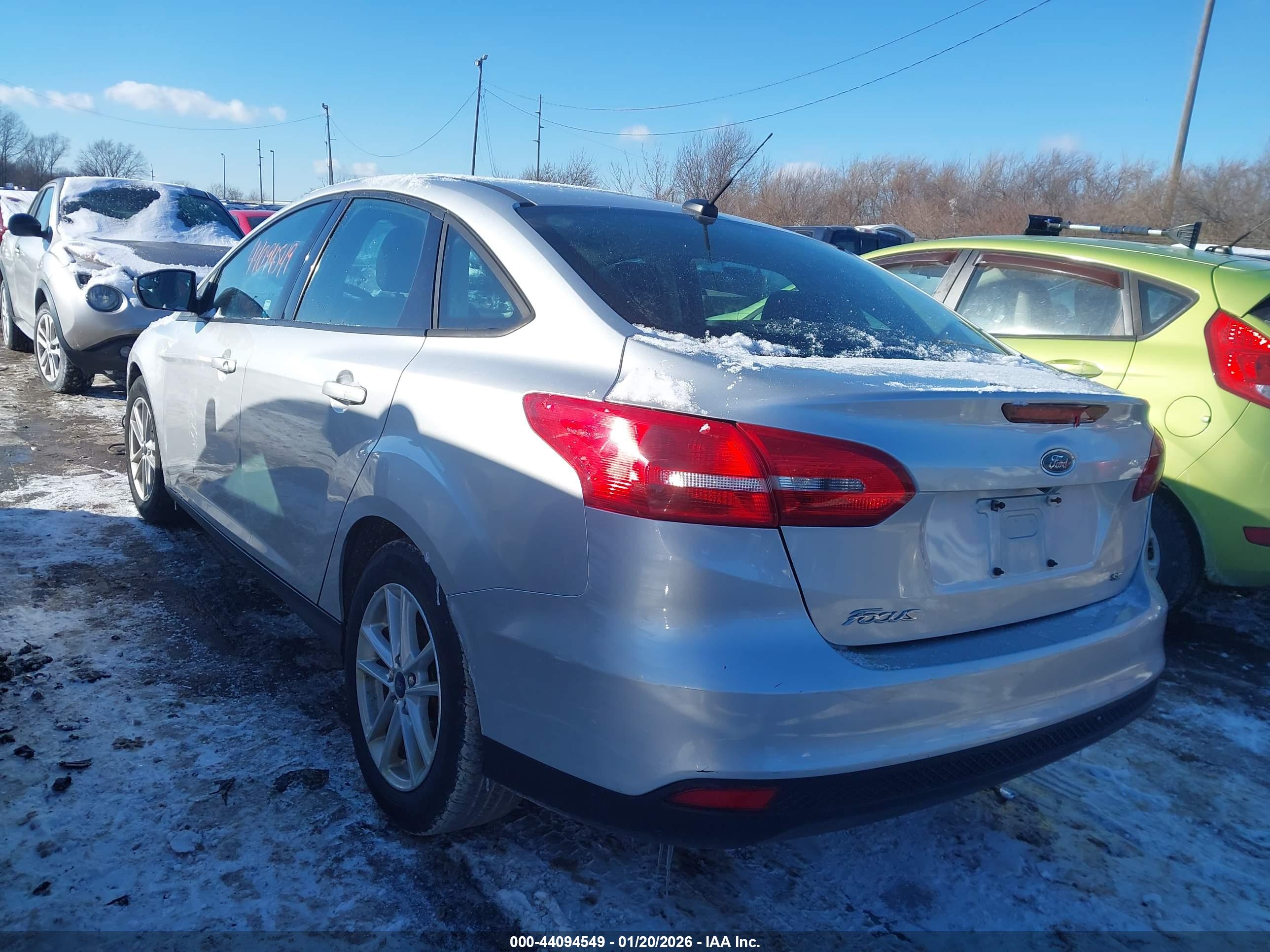 FORD FOCUS image 3