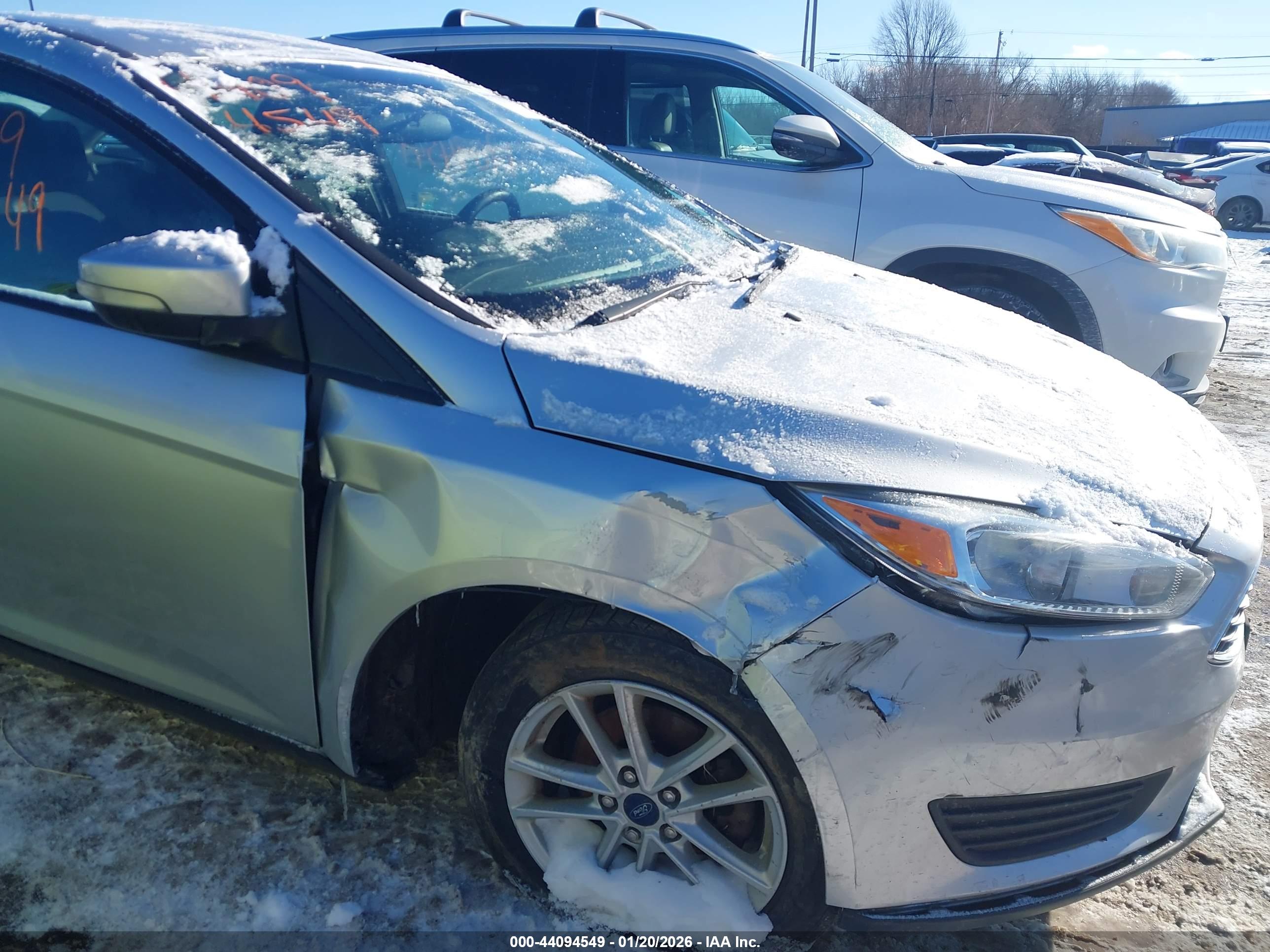 FORD FOCUS image 6