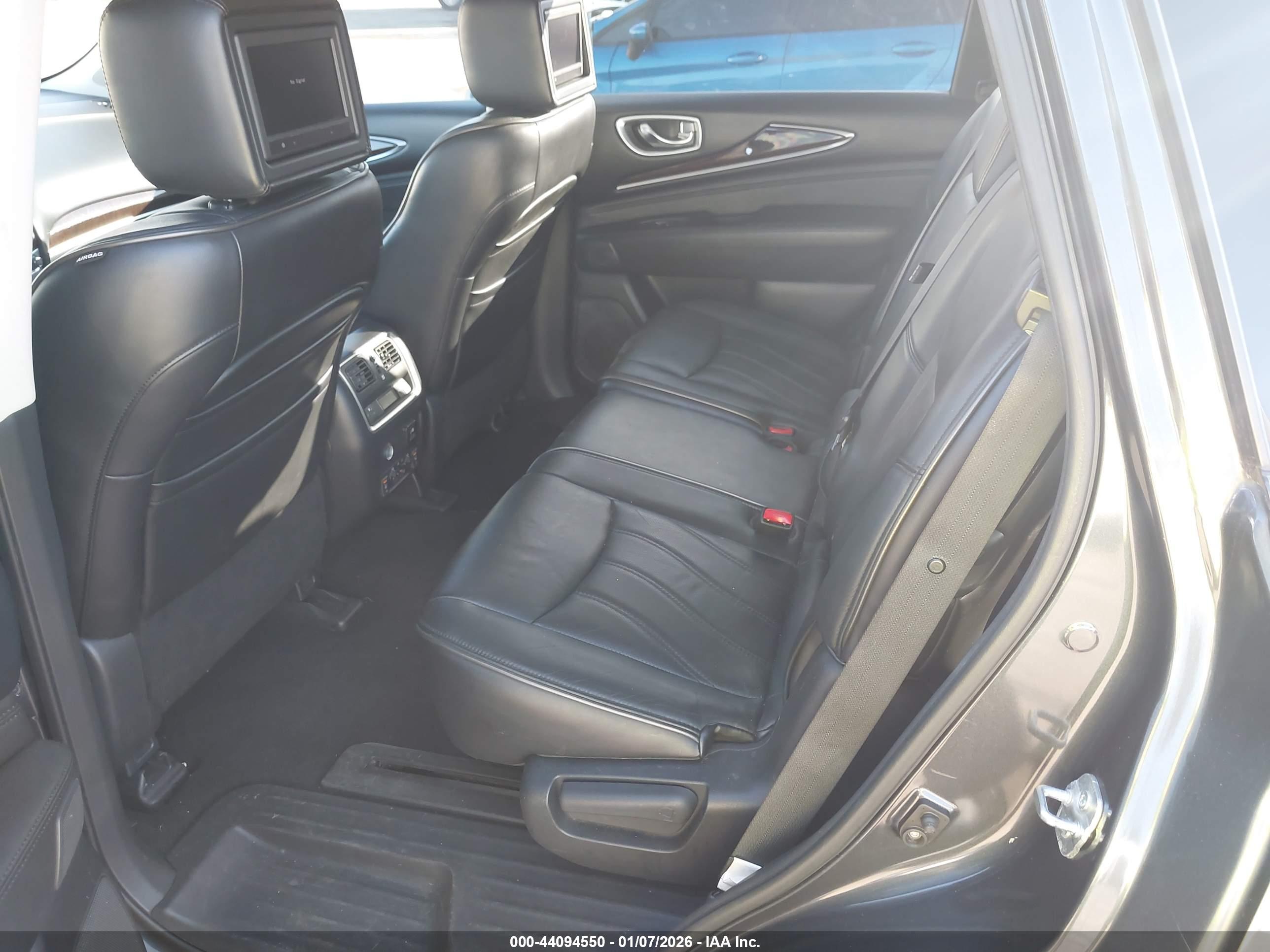 INFINITI QX60 image 8