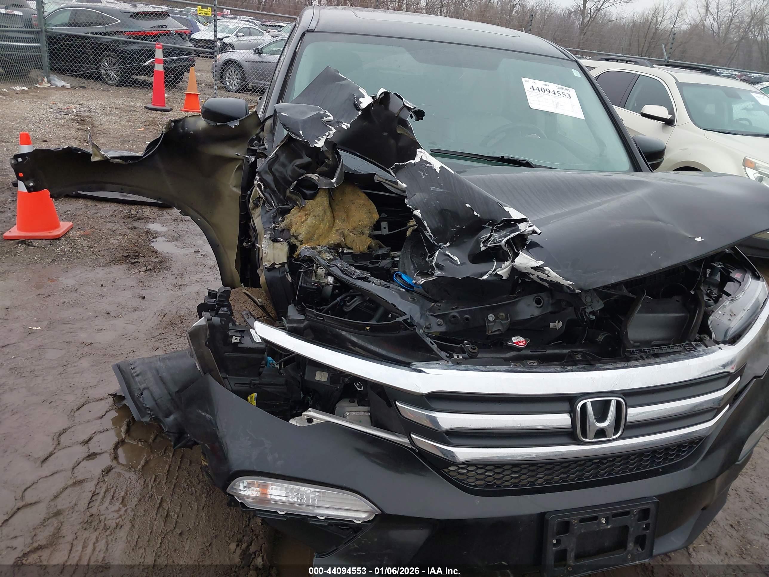 HONDA PILOT image 6