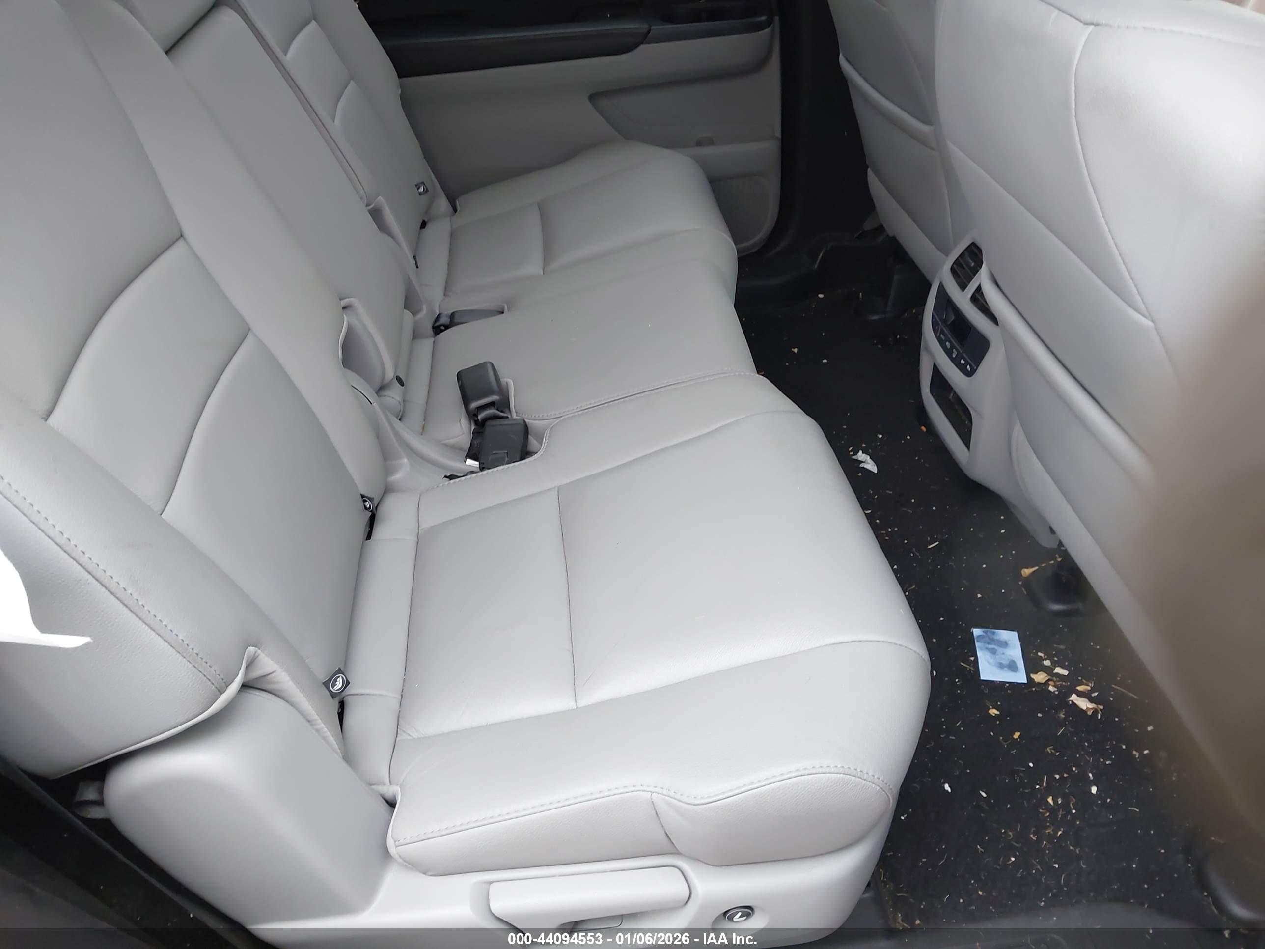 HONDA PILOT image 8