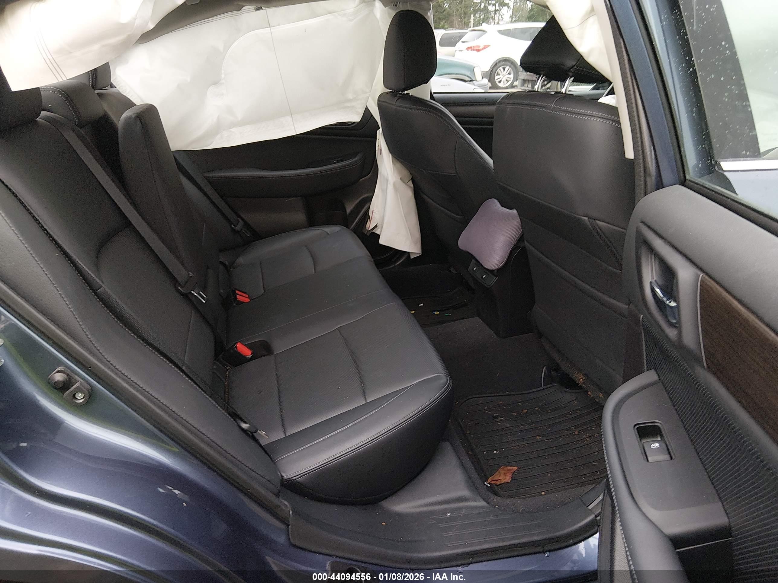 SUBARU LEGACY image 8