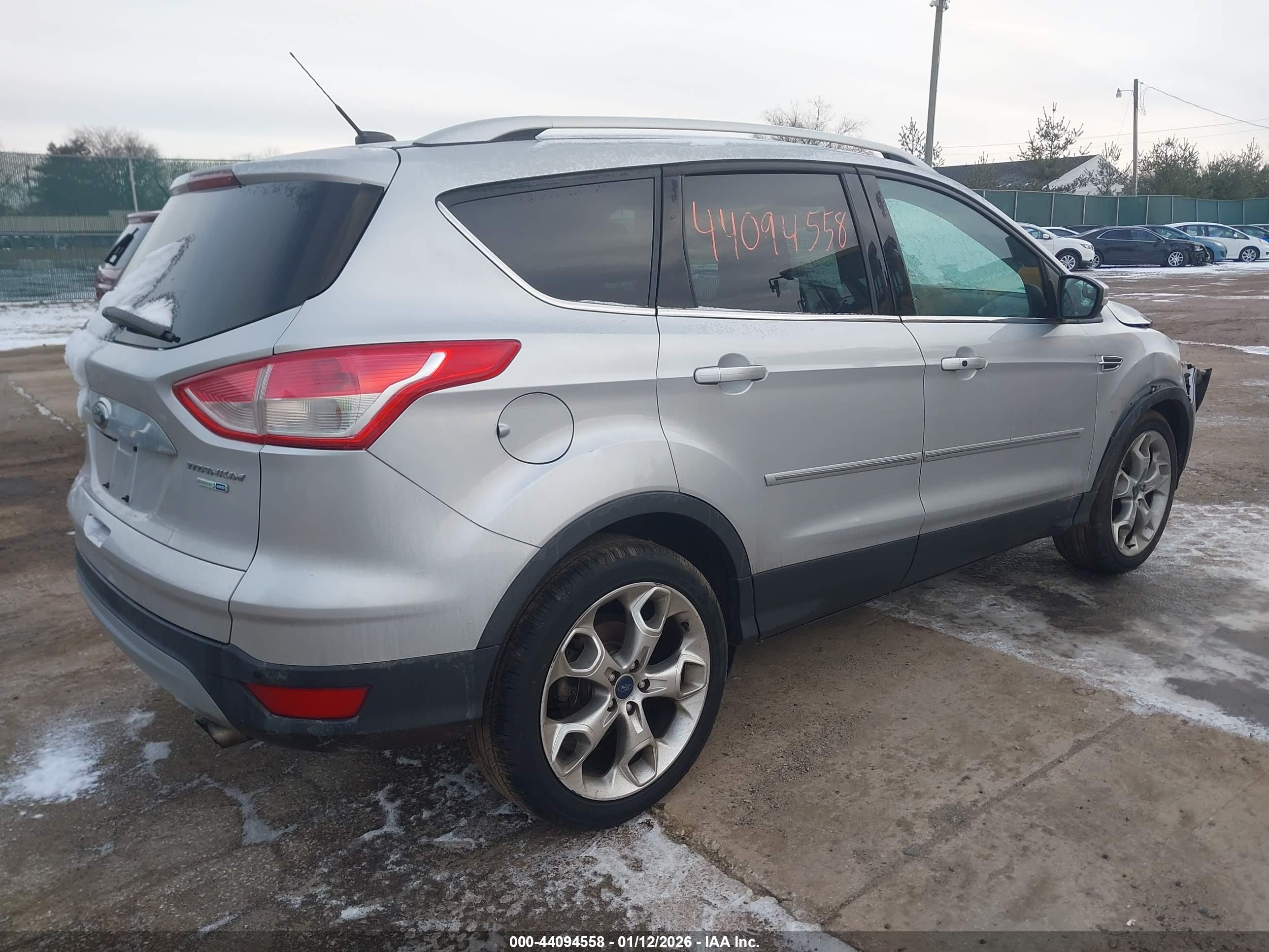 FORD ESCAPE image 4