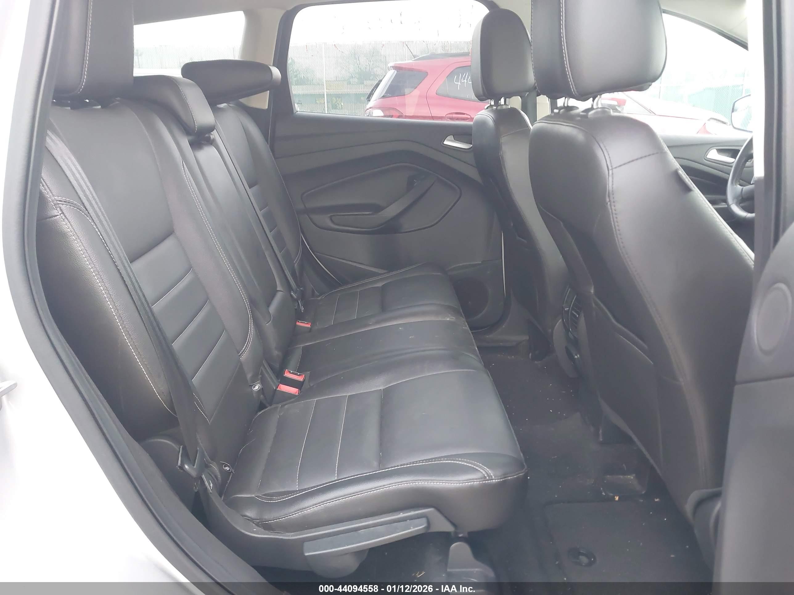 FORD ESCAPE image 8