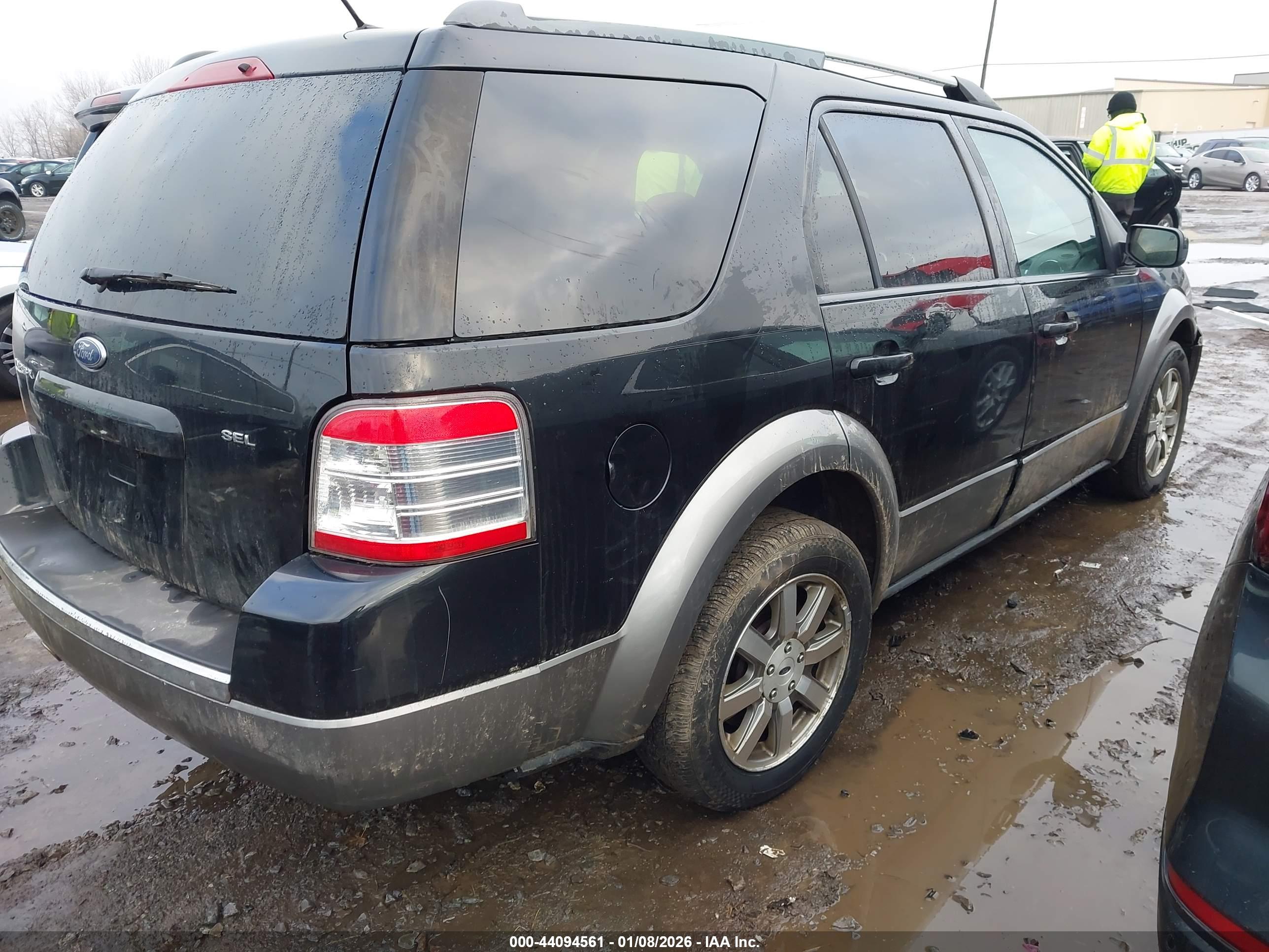 FORD TAURUS image 4
