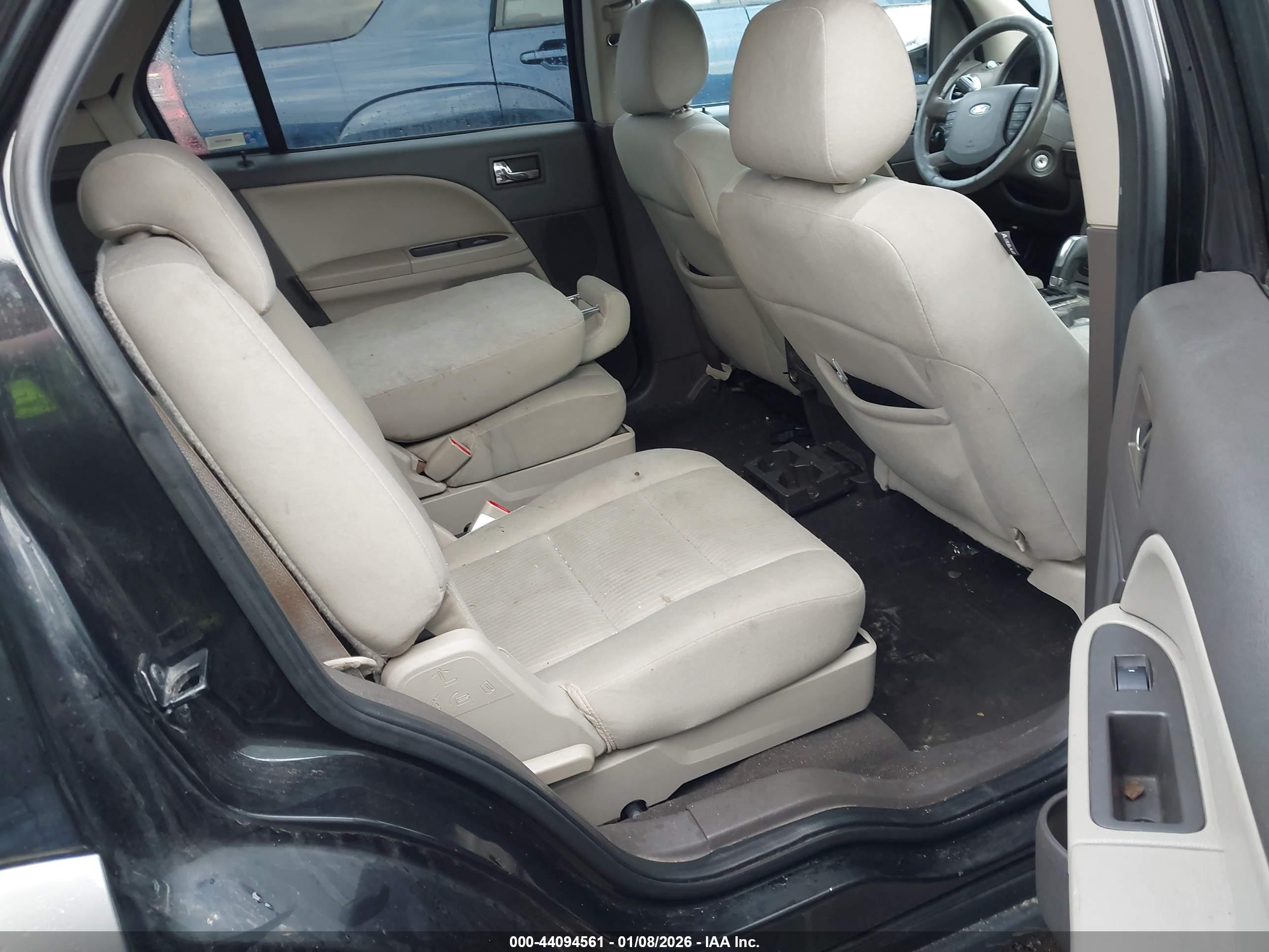 FORD TAURUS image 8