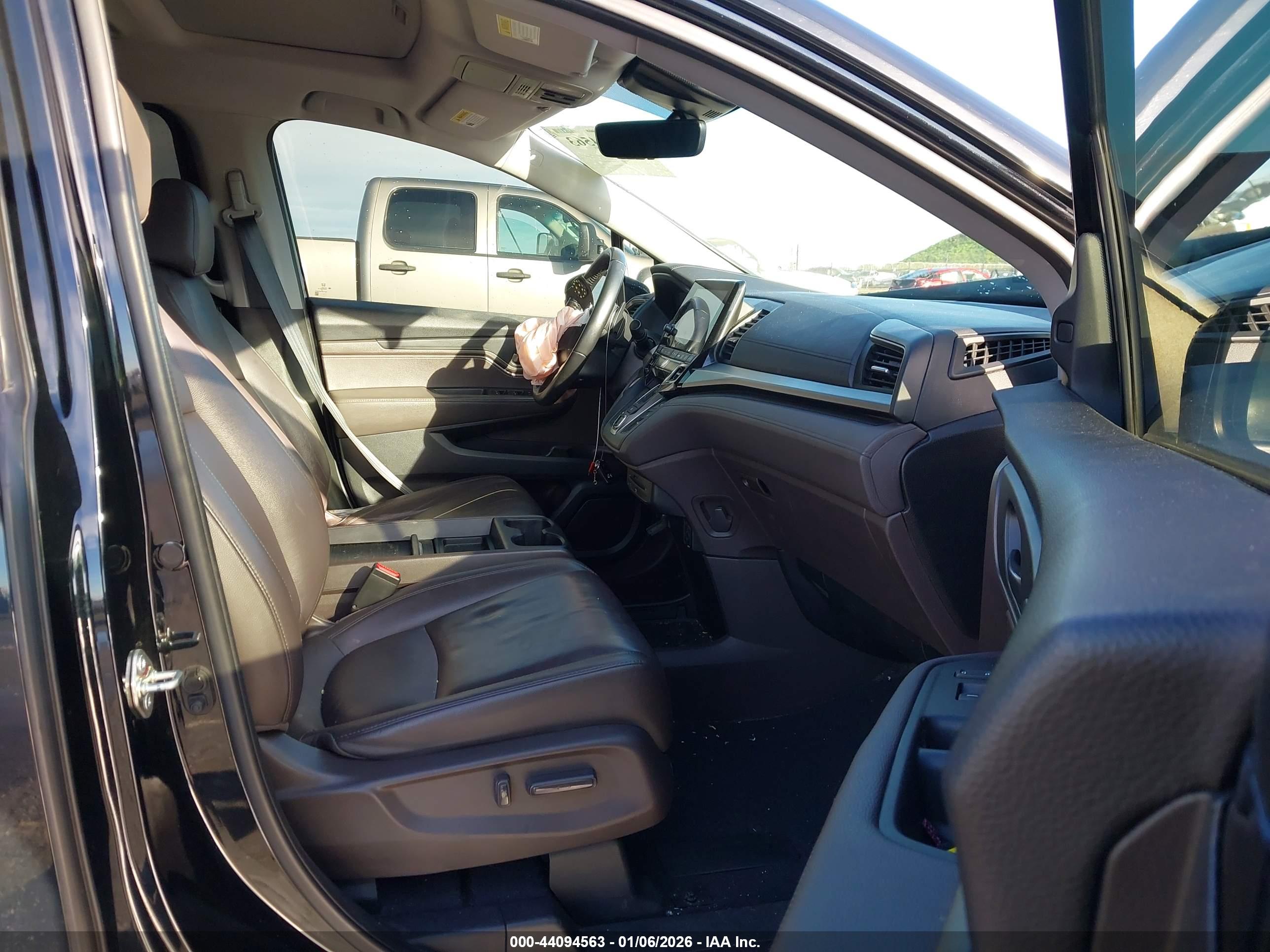 HONDA ODYSSEY image 5