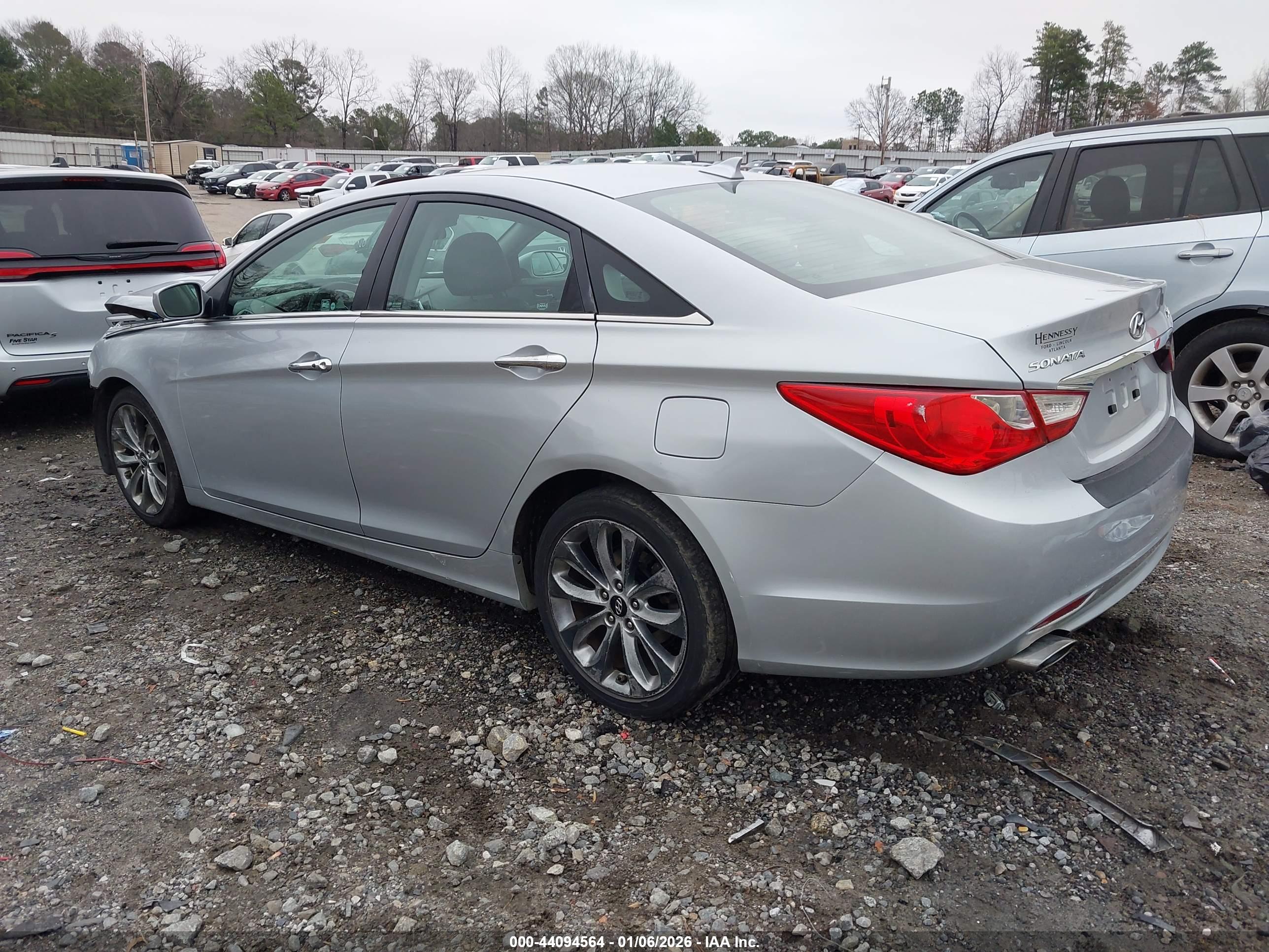 HYUNDAI SONATA image 3