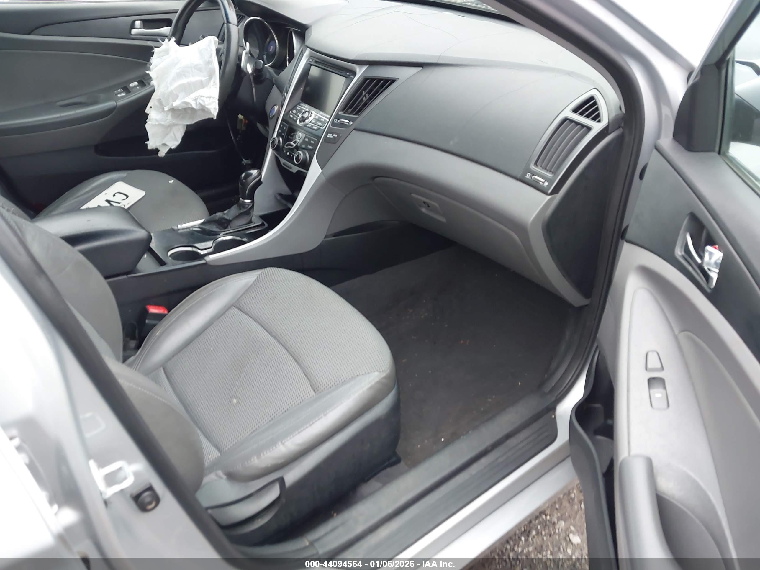 HYUNDAI SONATA image 5