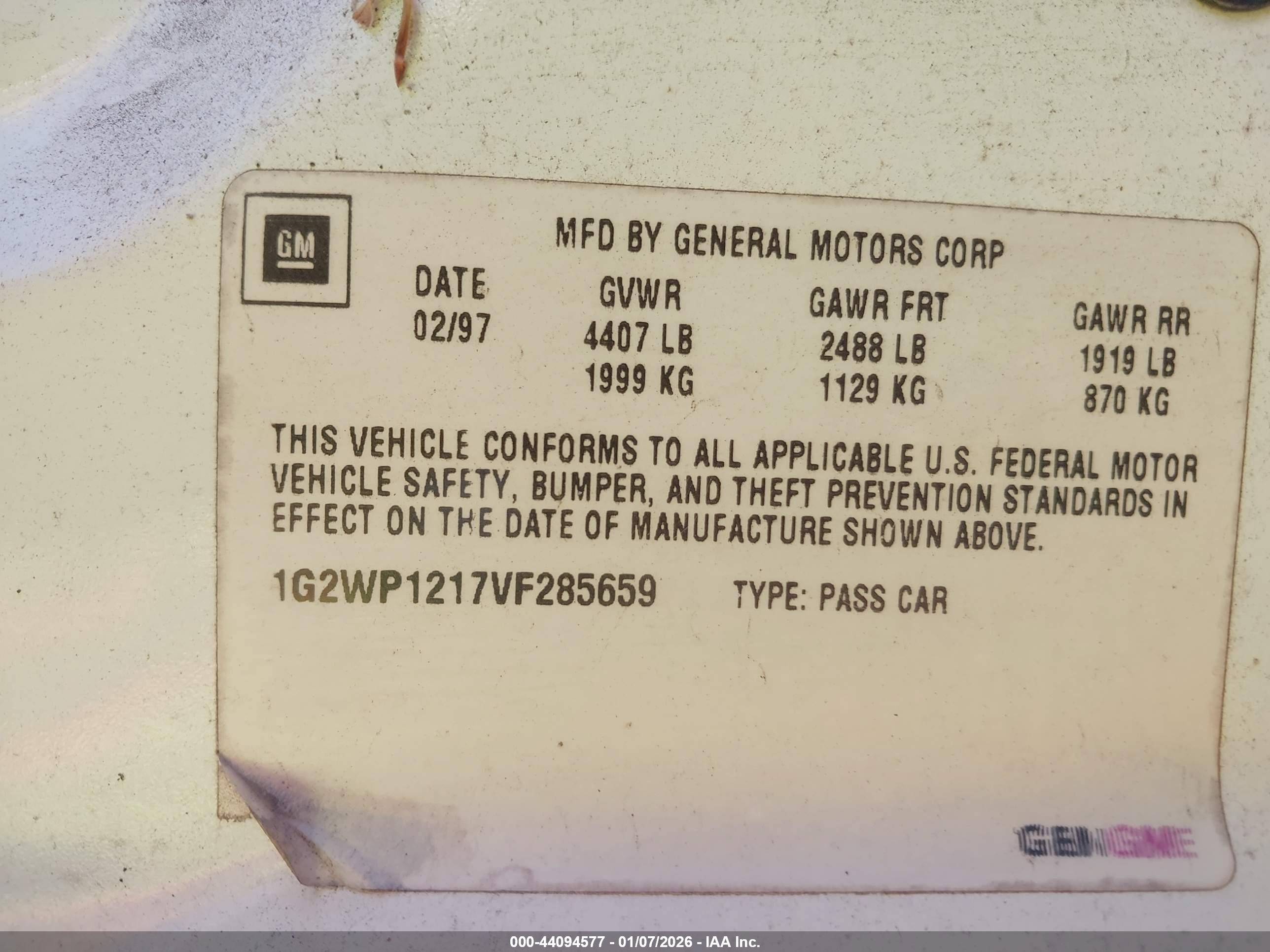 PONTIAC GRAND image 9