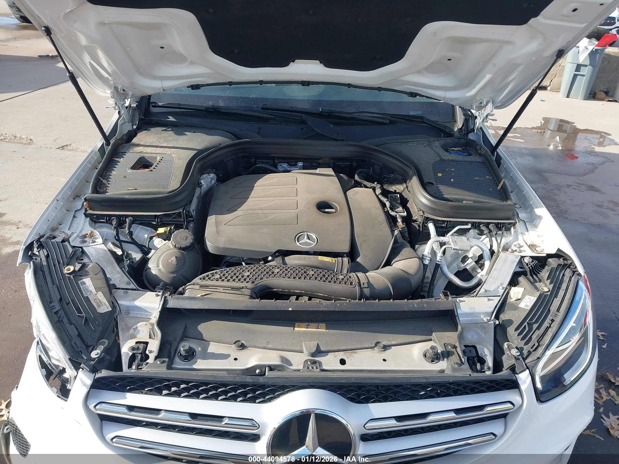 MERCEDES-BENZ GLC image 10