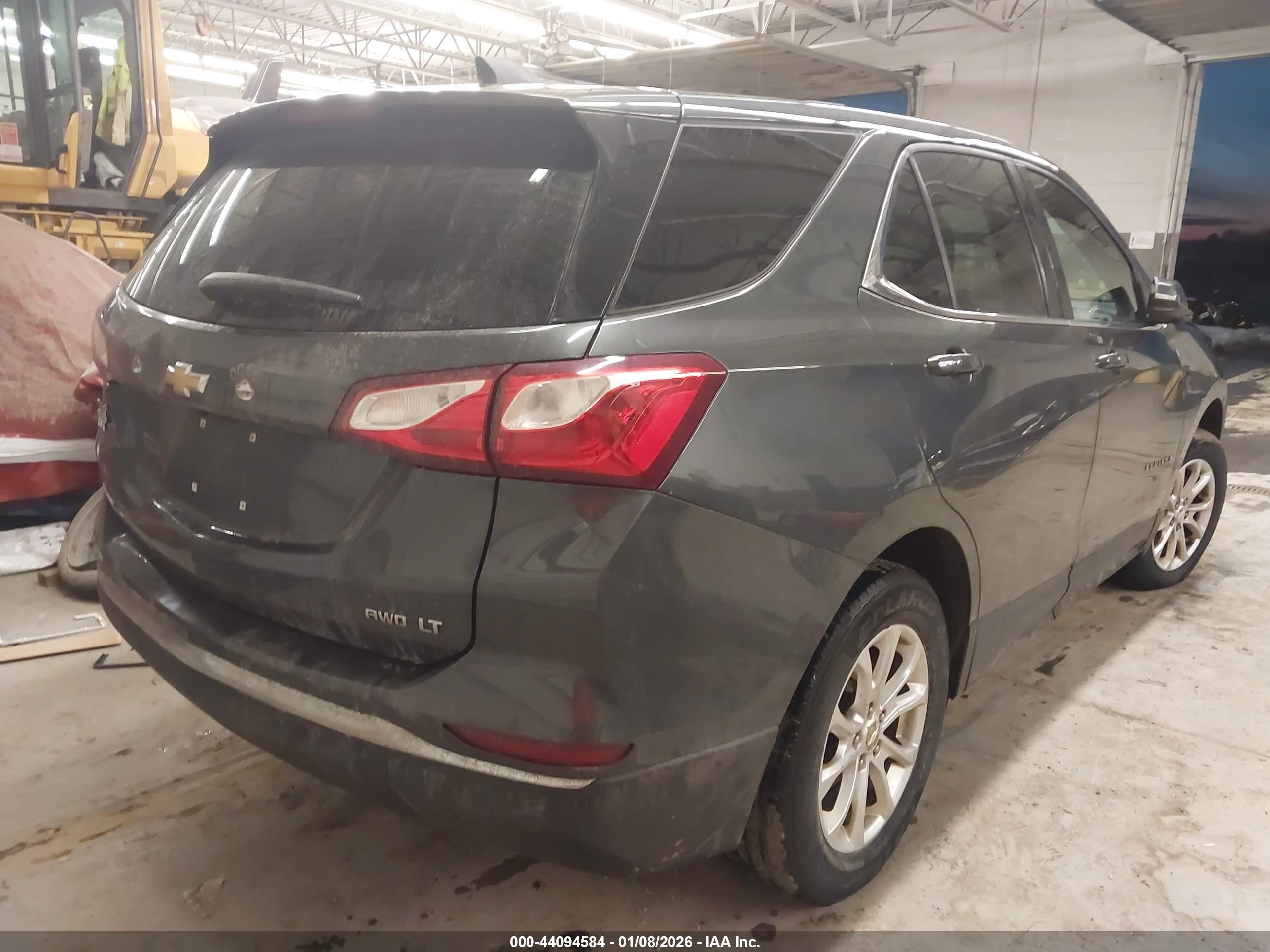 CHEVROLET EQUINOX image 4