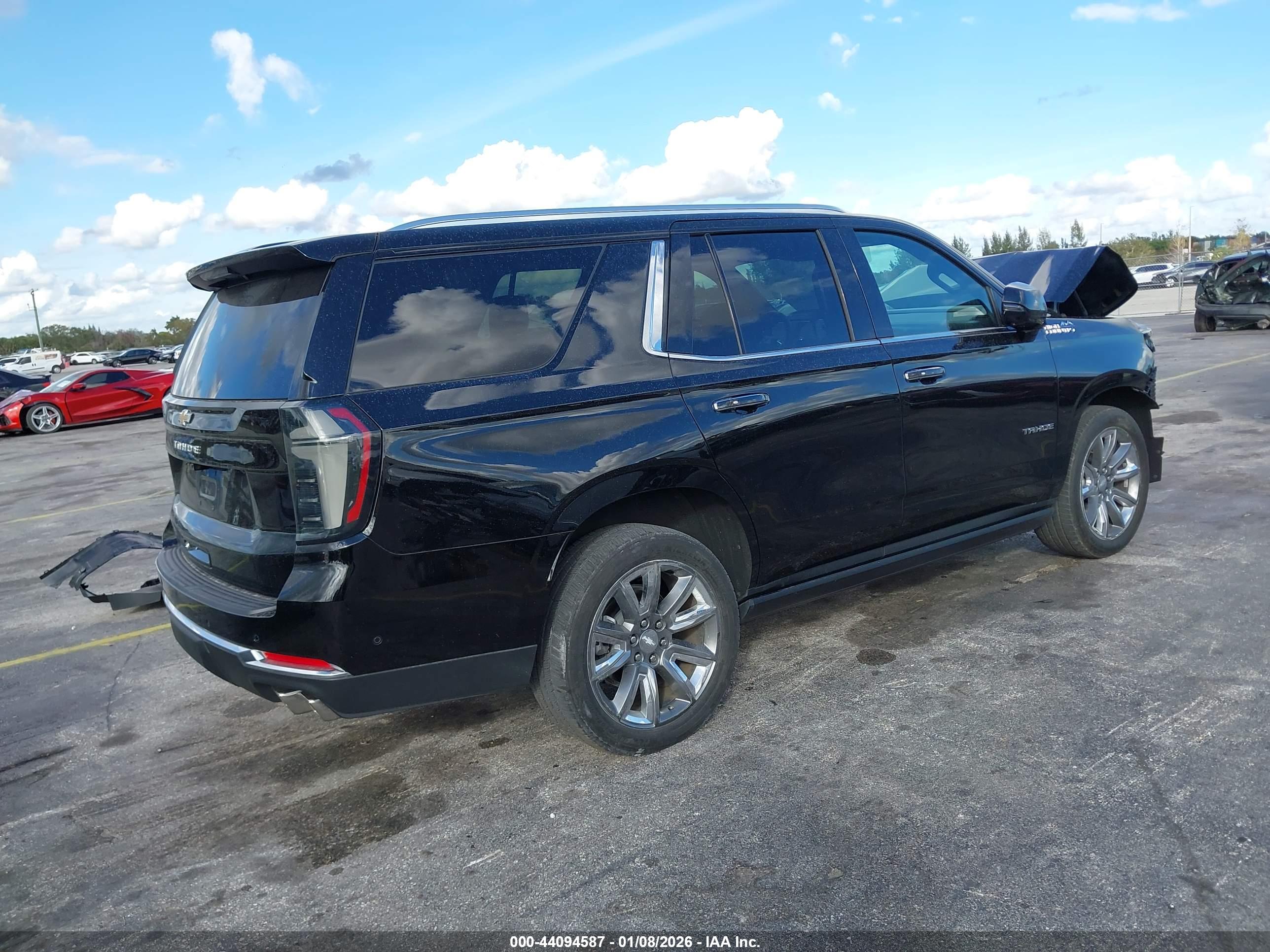 CHEVROLET TAHOE image 4