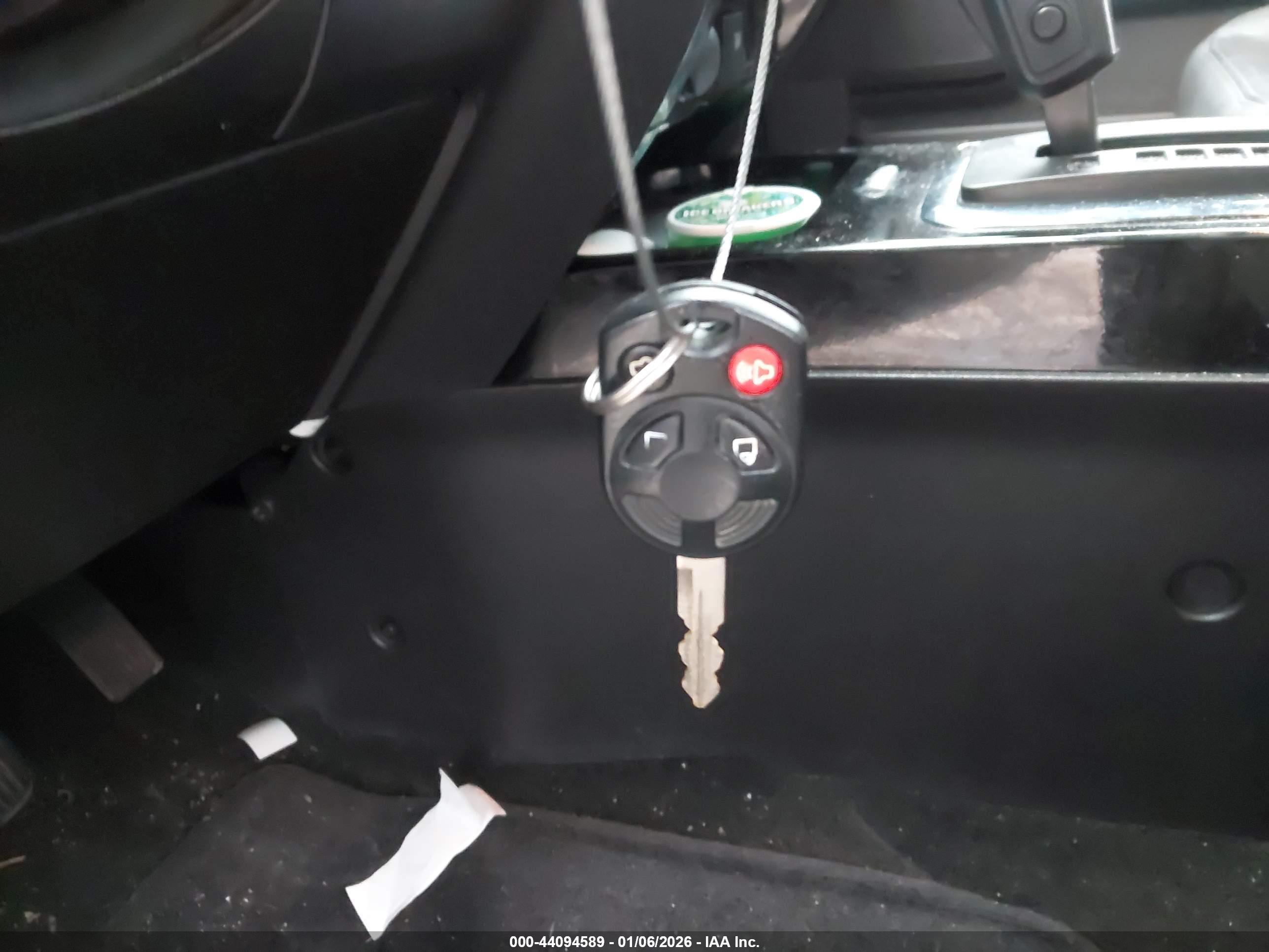 FORD ESCAPE image 11