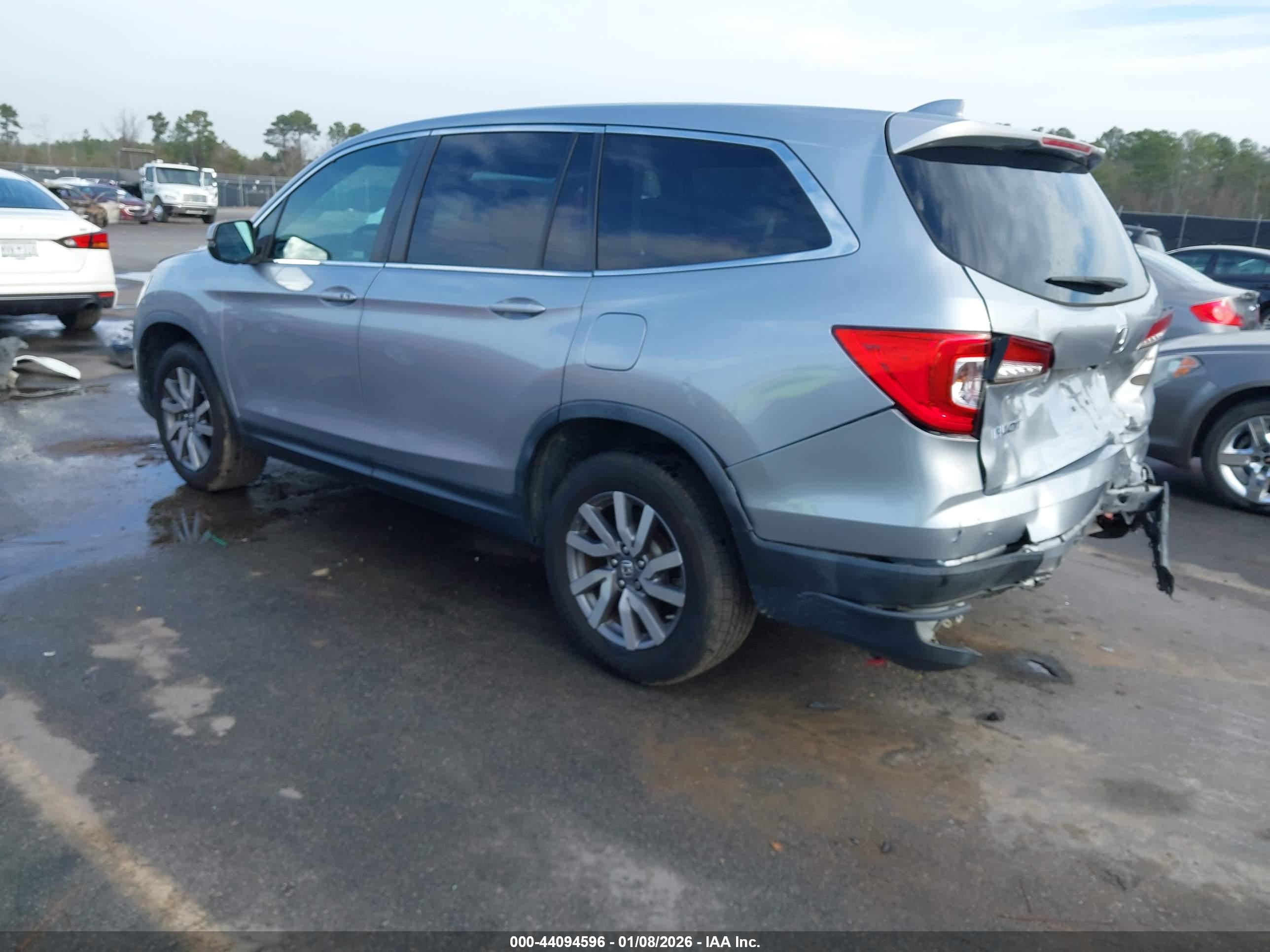 HONDA PILOT image 3