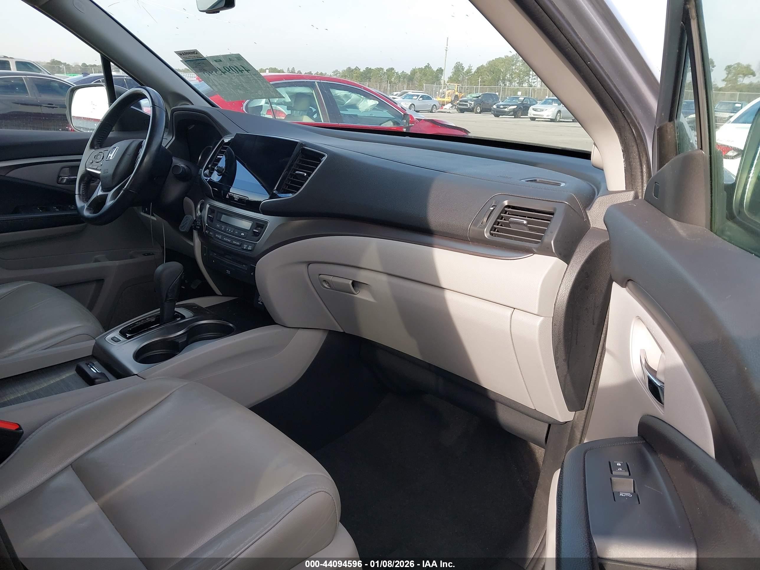 HONDA PILOT image 5