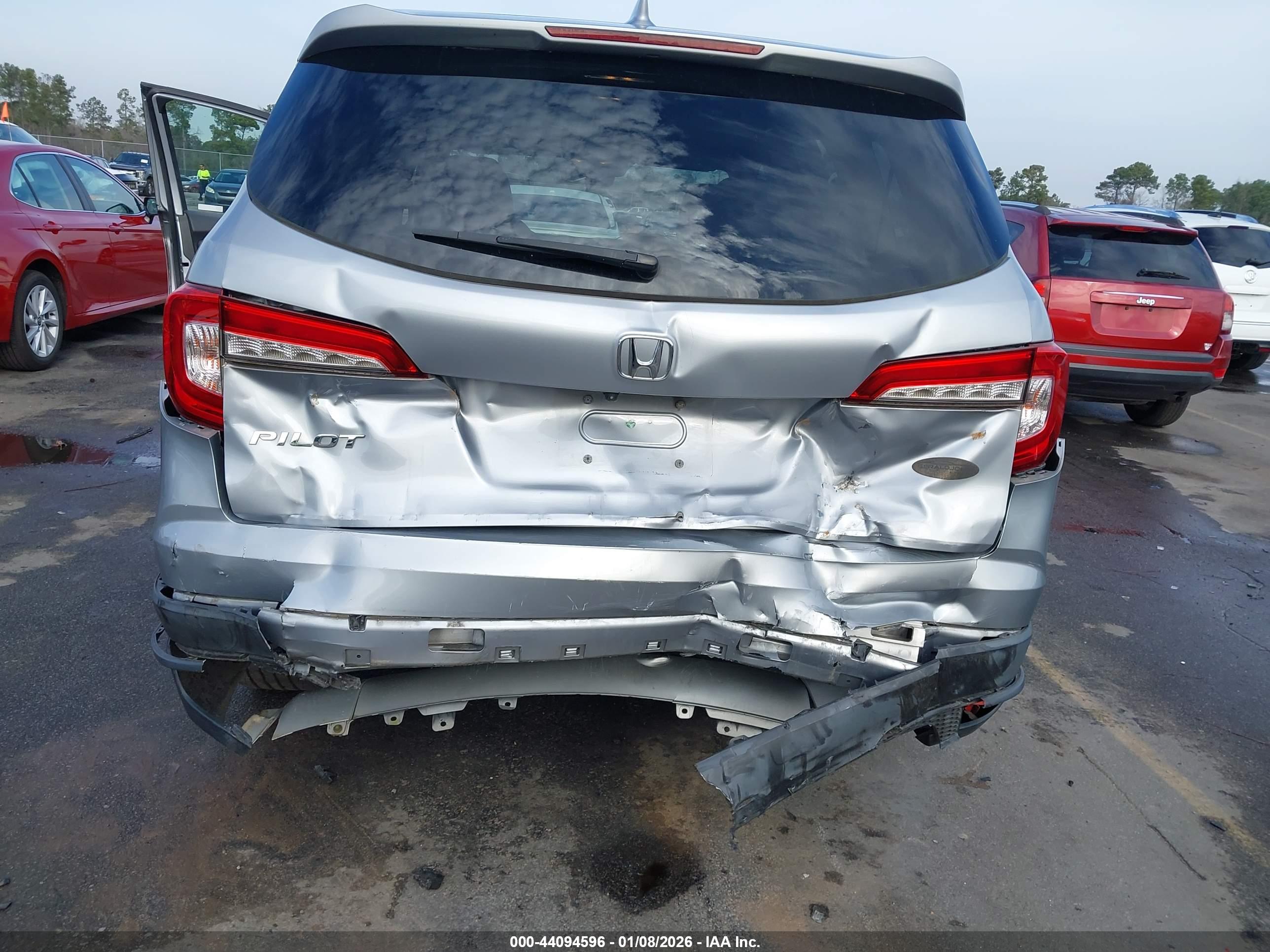 HONDA PILOT image 6