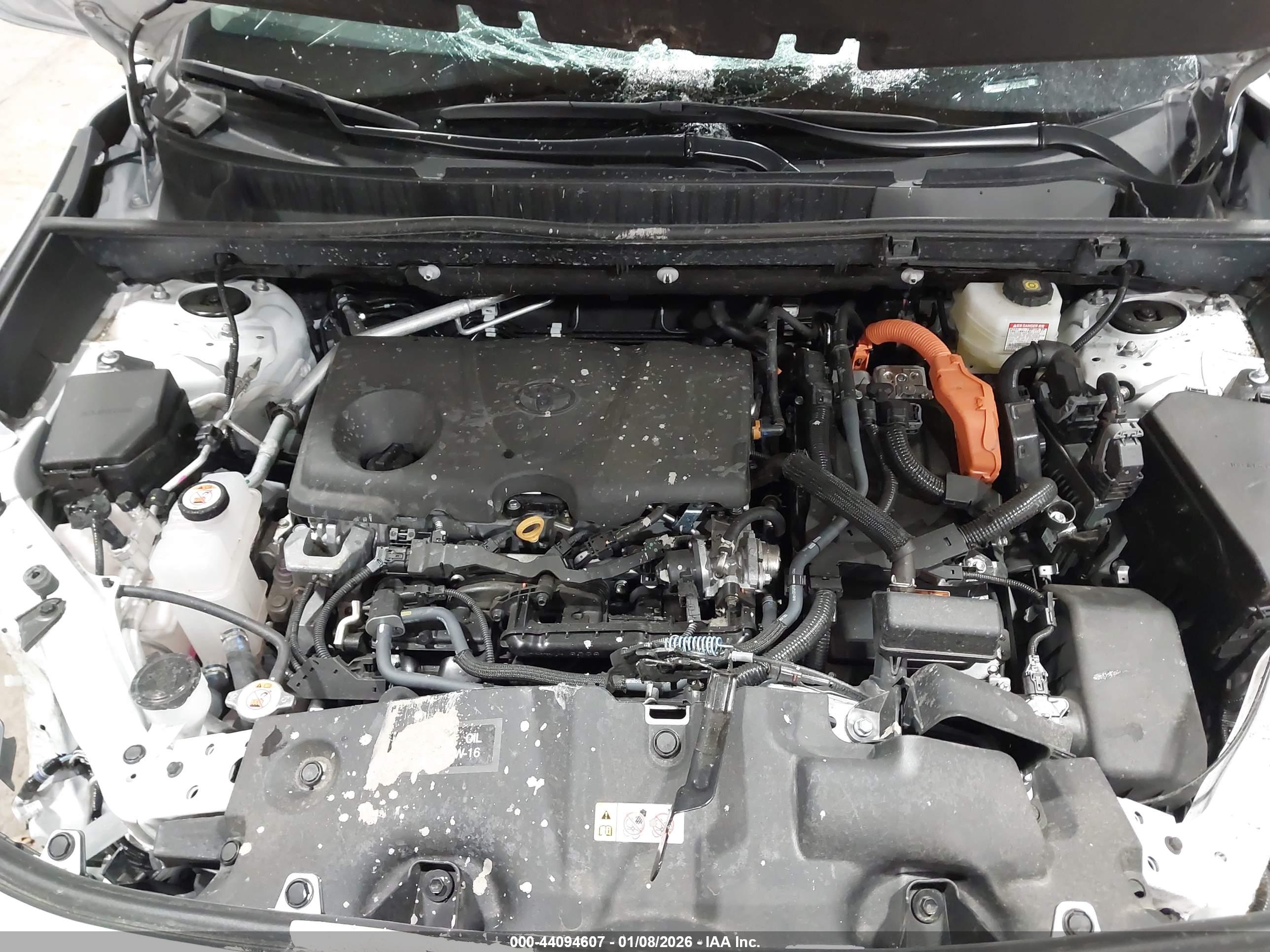 TOYOTA RAV4 image 10
