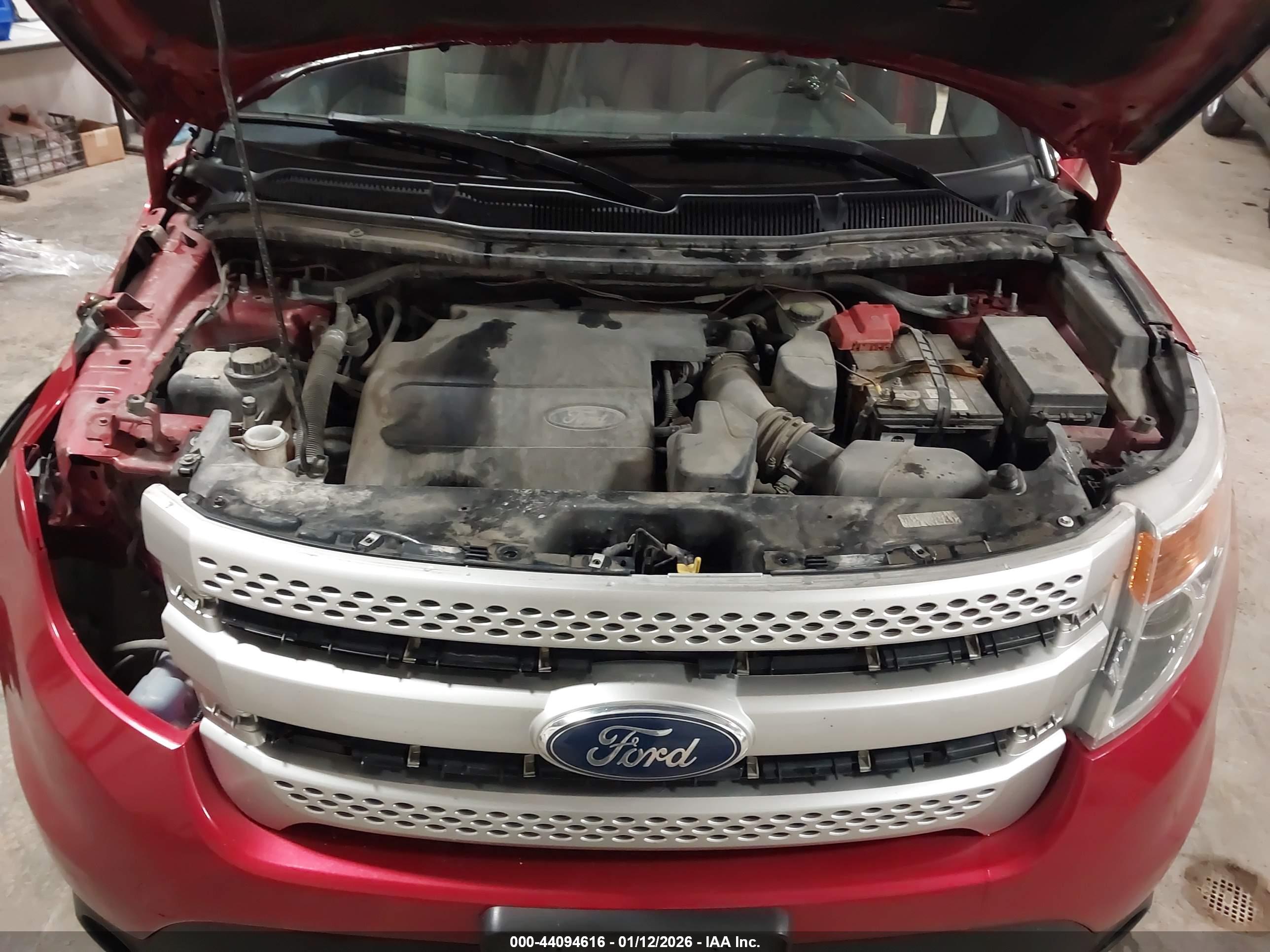 FORD EXPLORER image 10