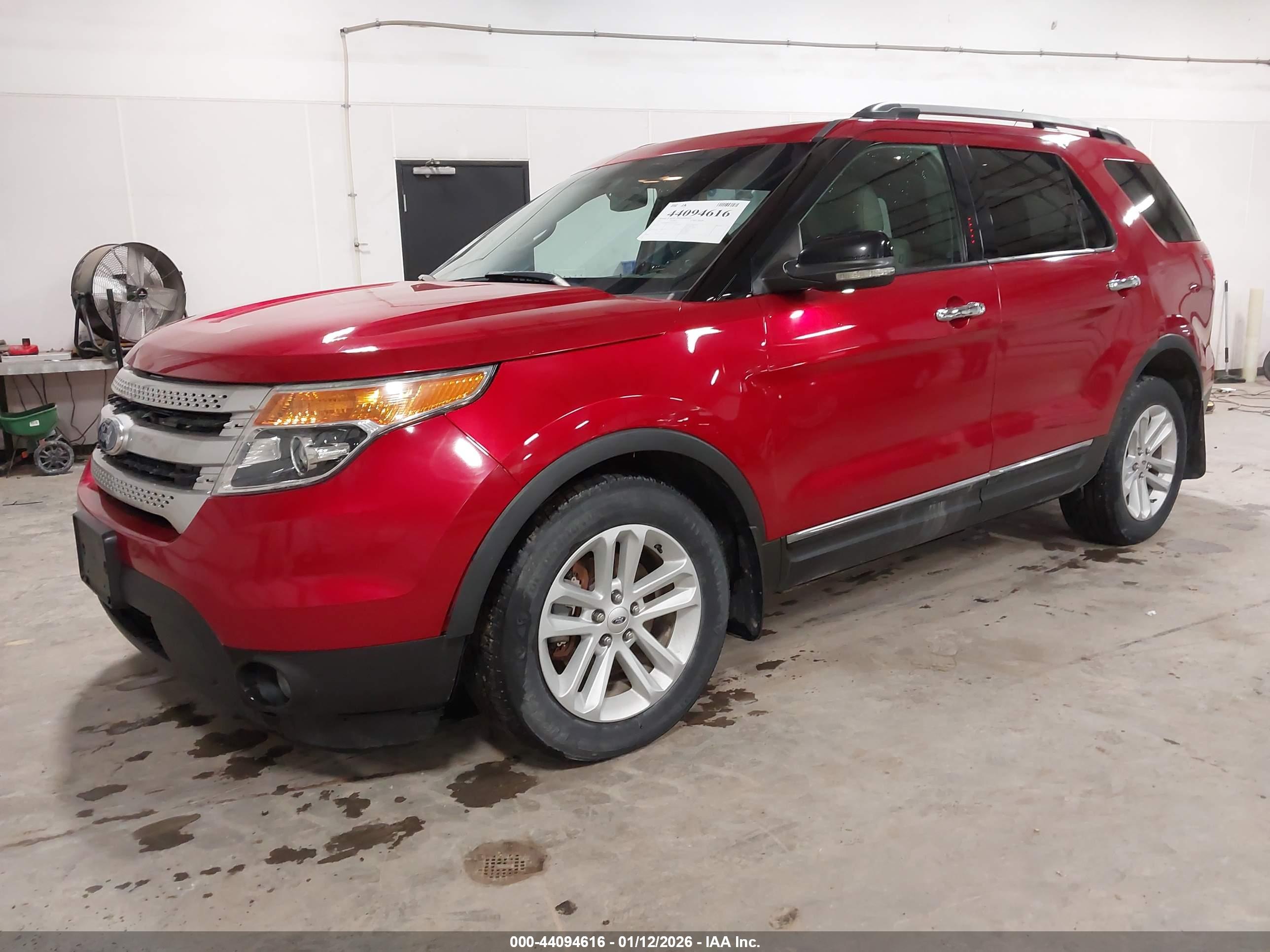 FORD EXPLORER image 2