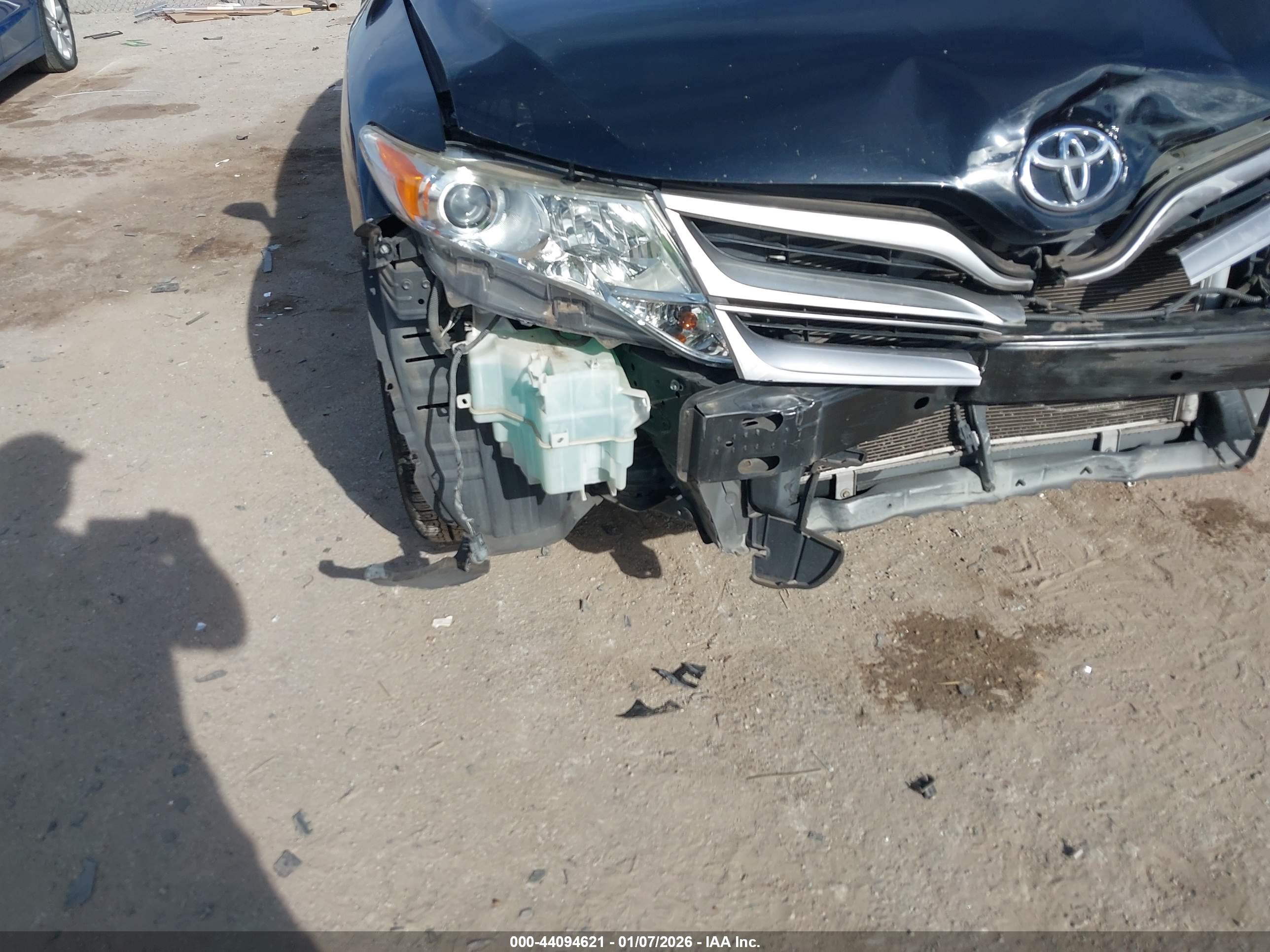 TOYOTA VENZA image 6