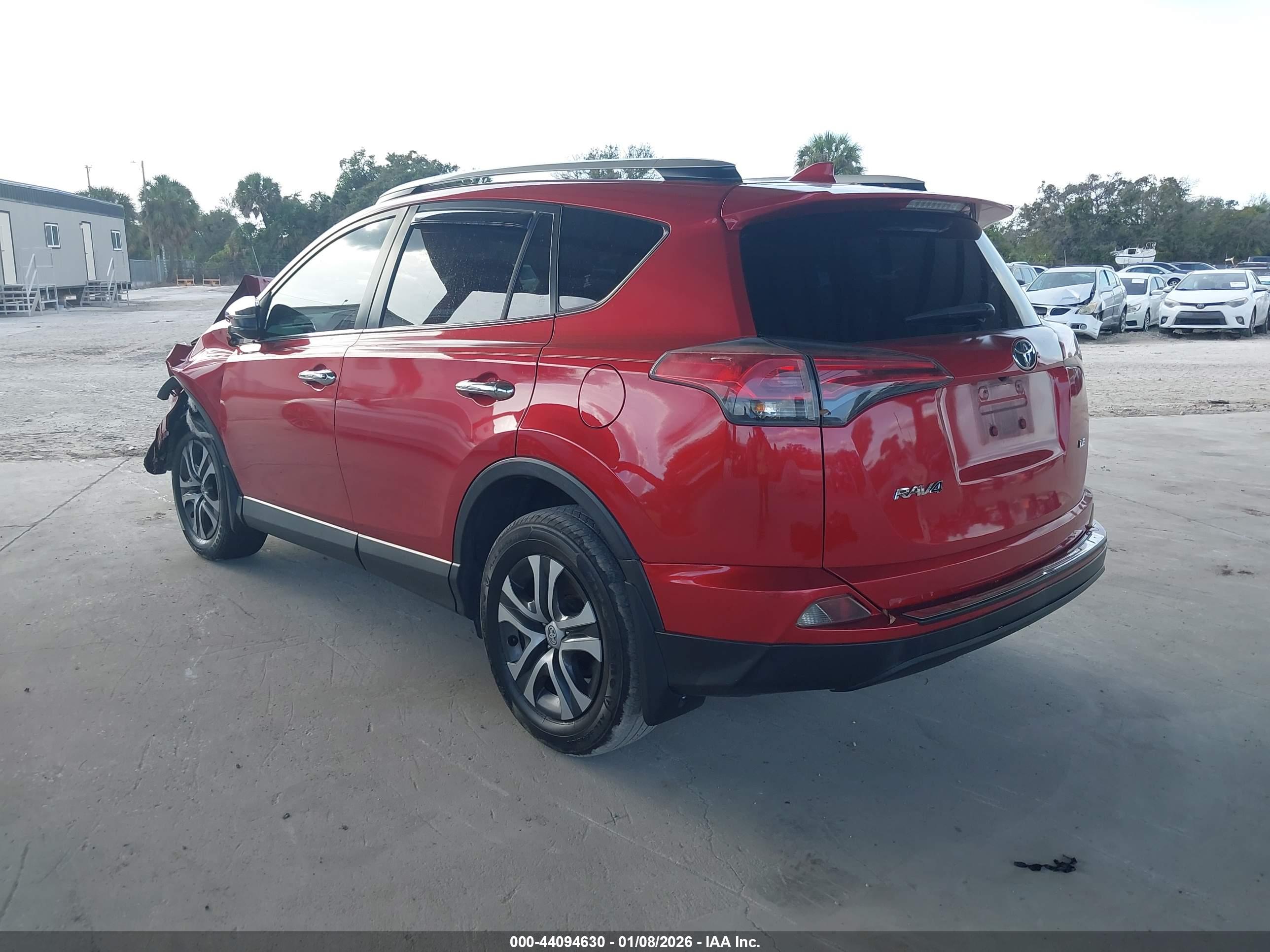 TOYOTA RAV4 image 3