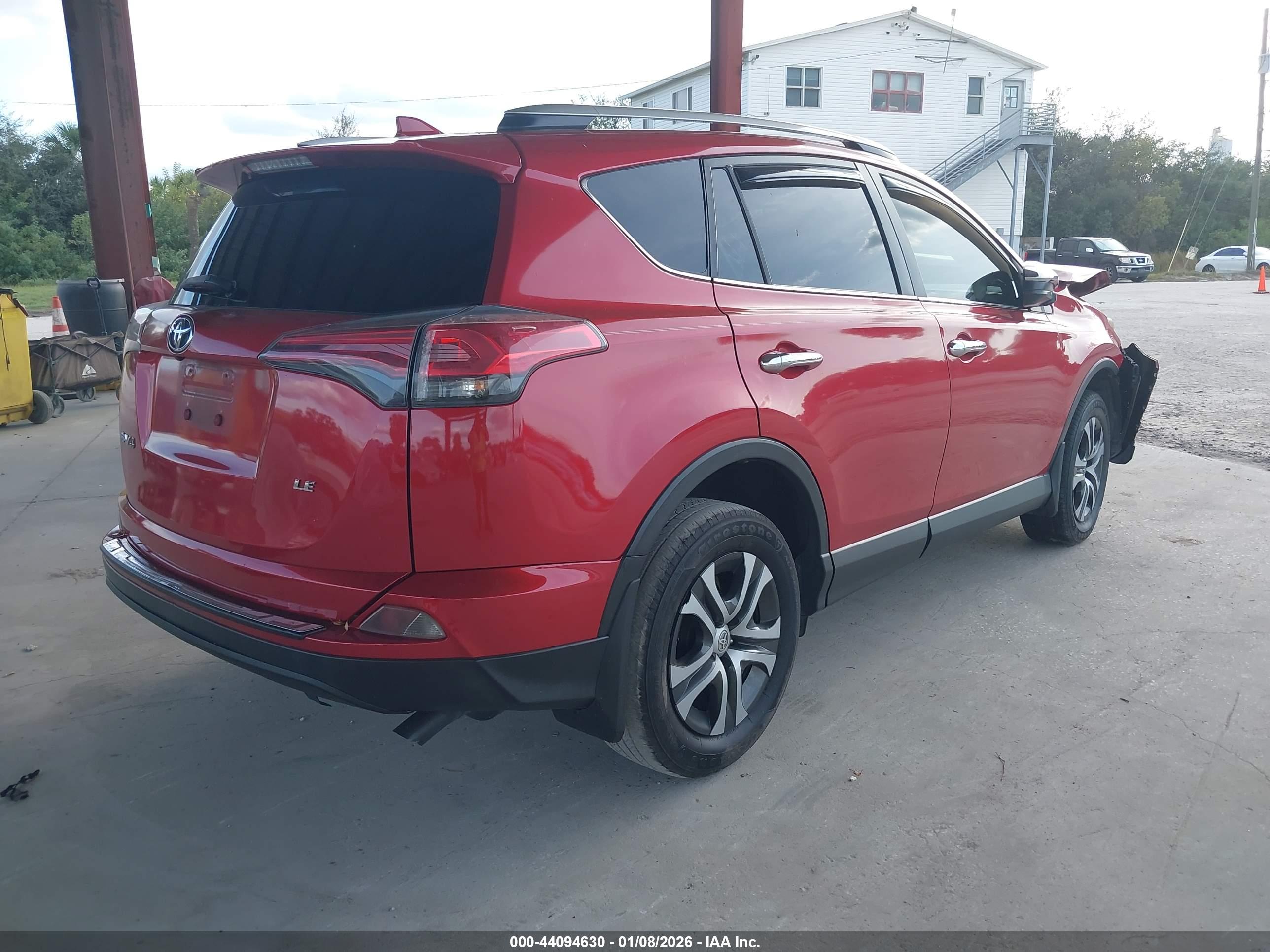 TOYOTA RAV4 image 4
