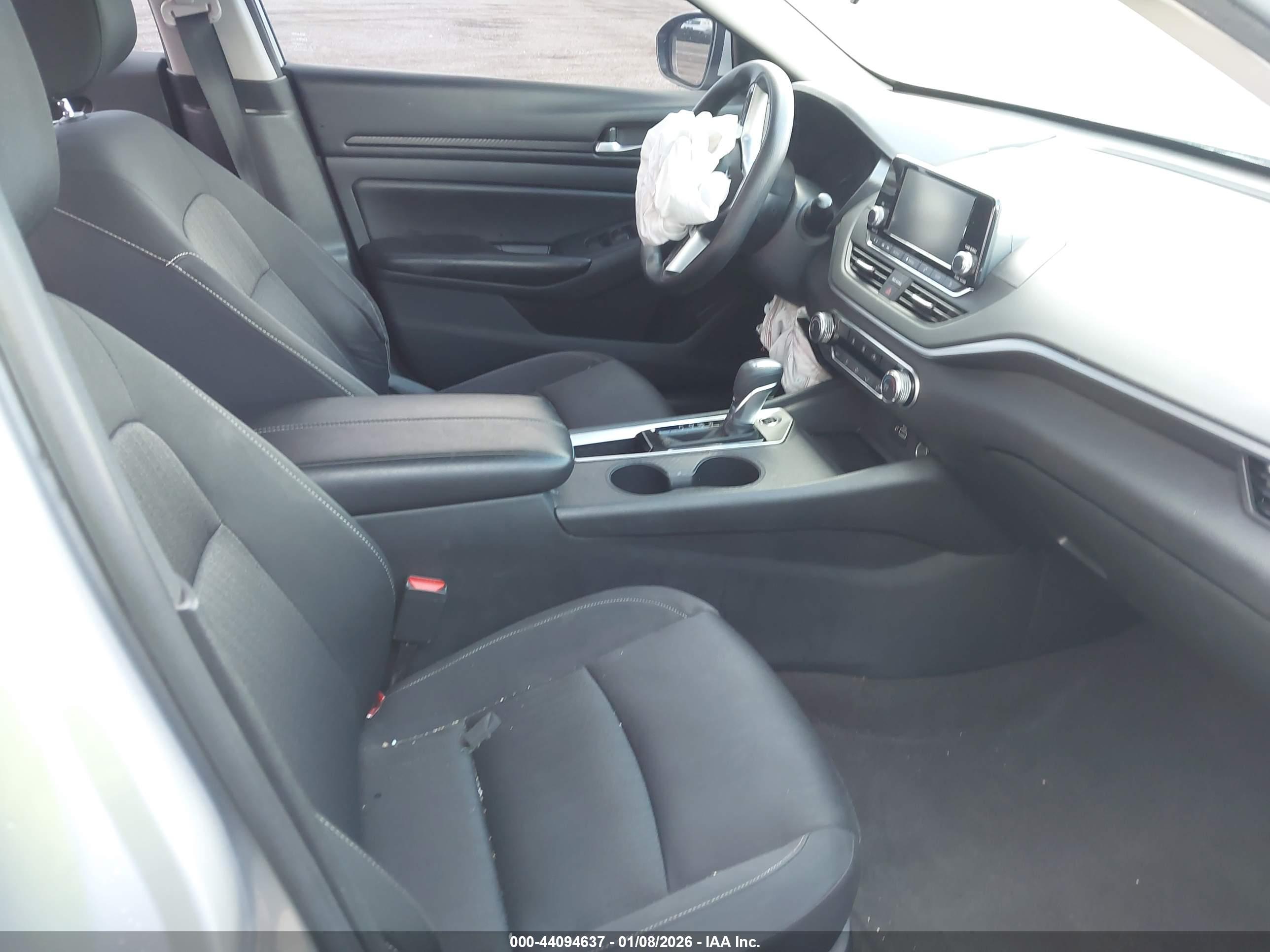 NISSAN ALTIMA image 5
