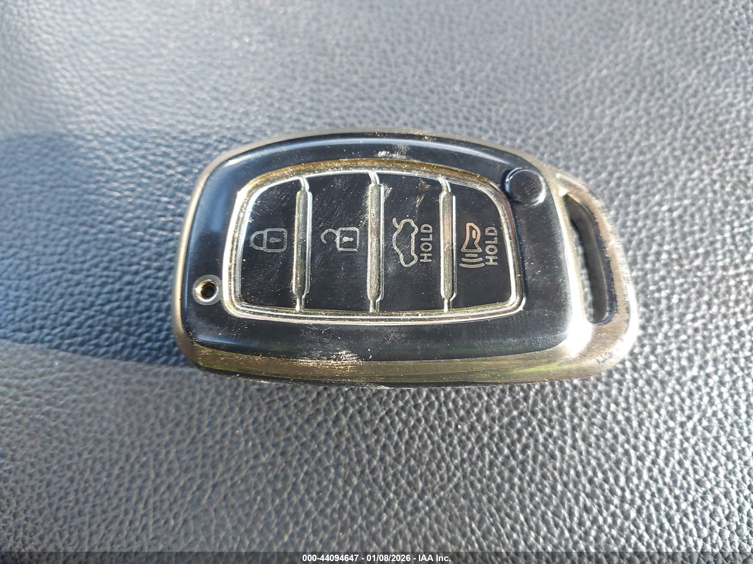 HYUNDAI SONATA image 11