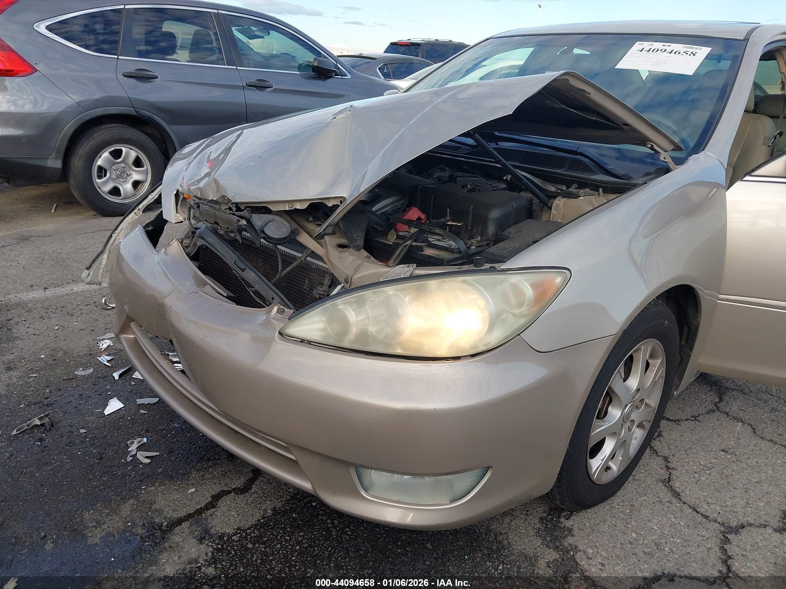 TOYOTA CAMRY image 6