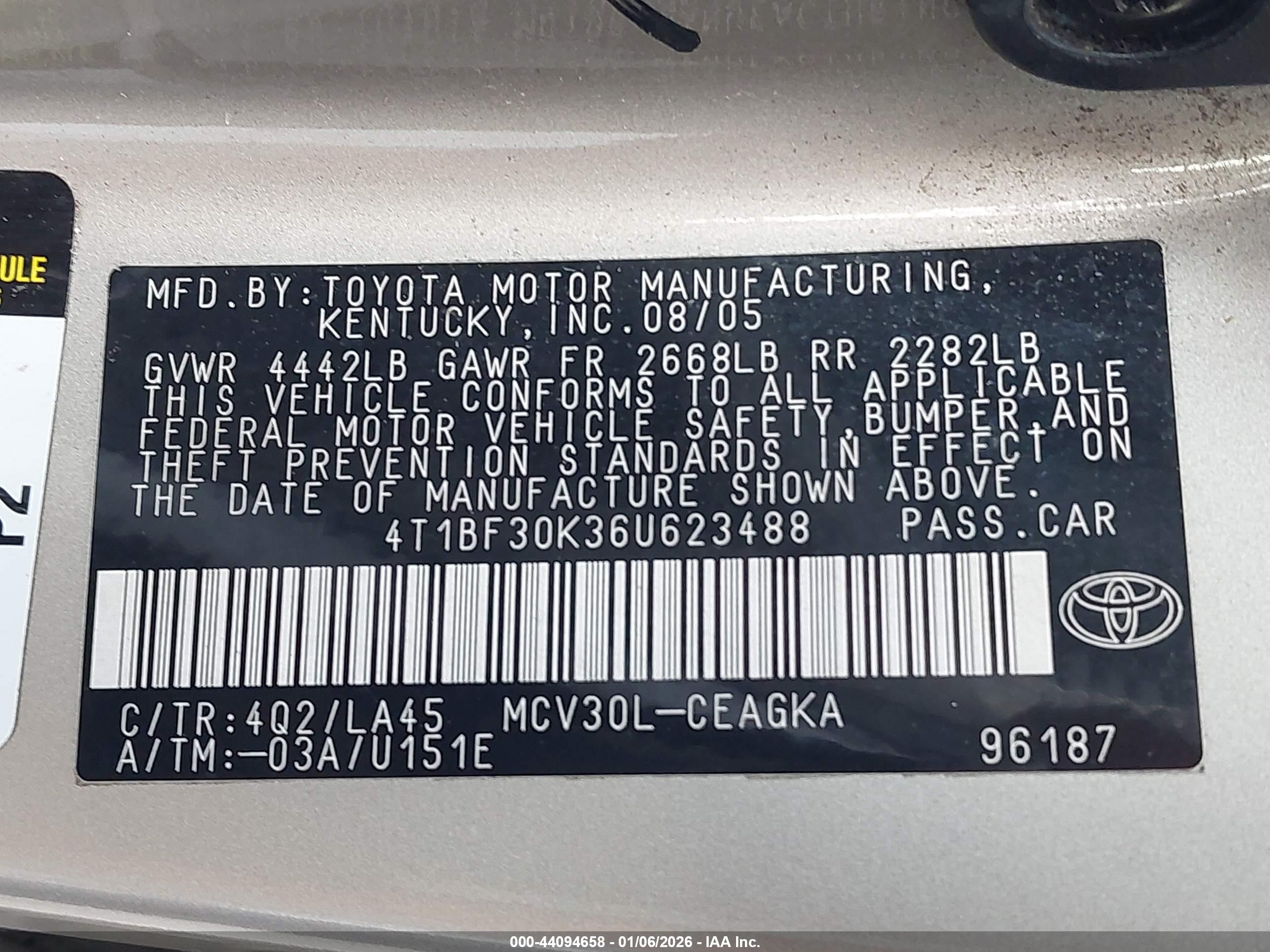 TOYOTA CAMRY image 9