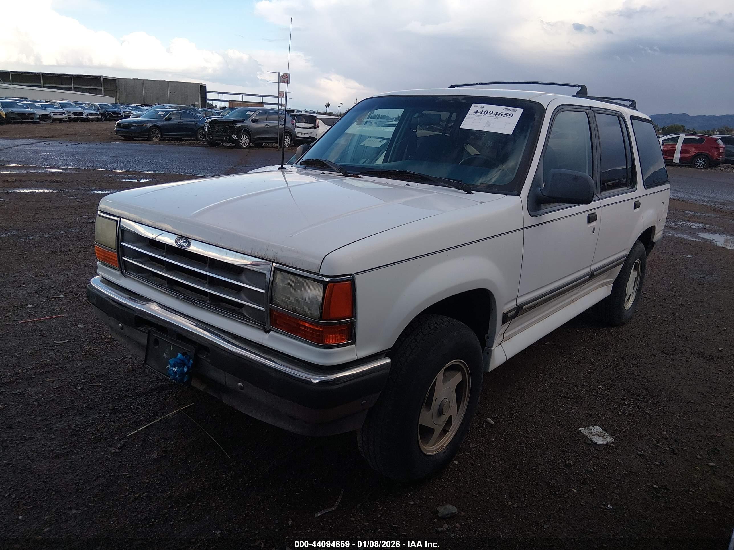 FORD EXPLORER image 2