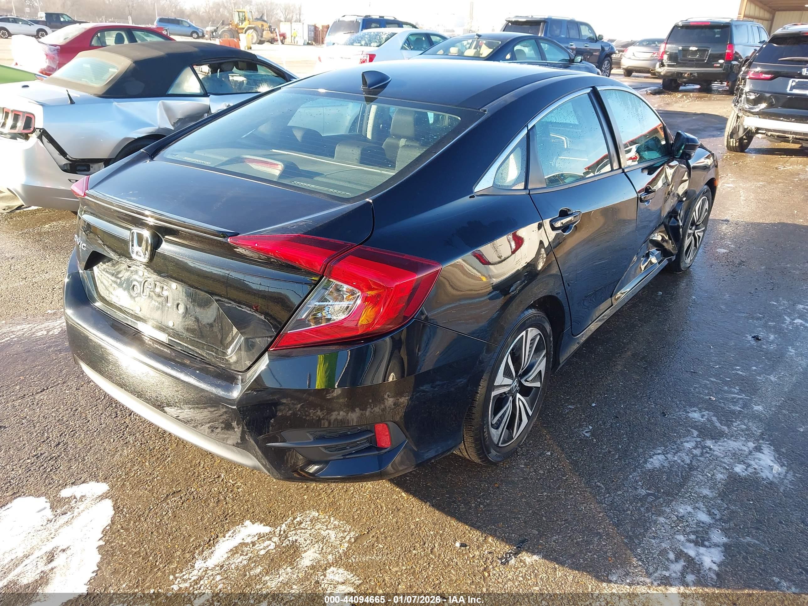 HONDA CIVIC image 4