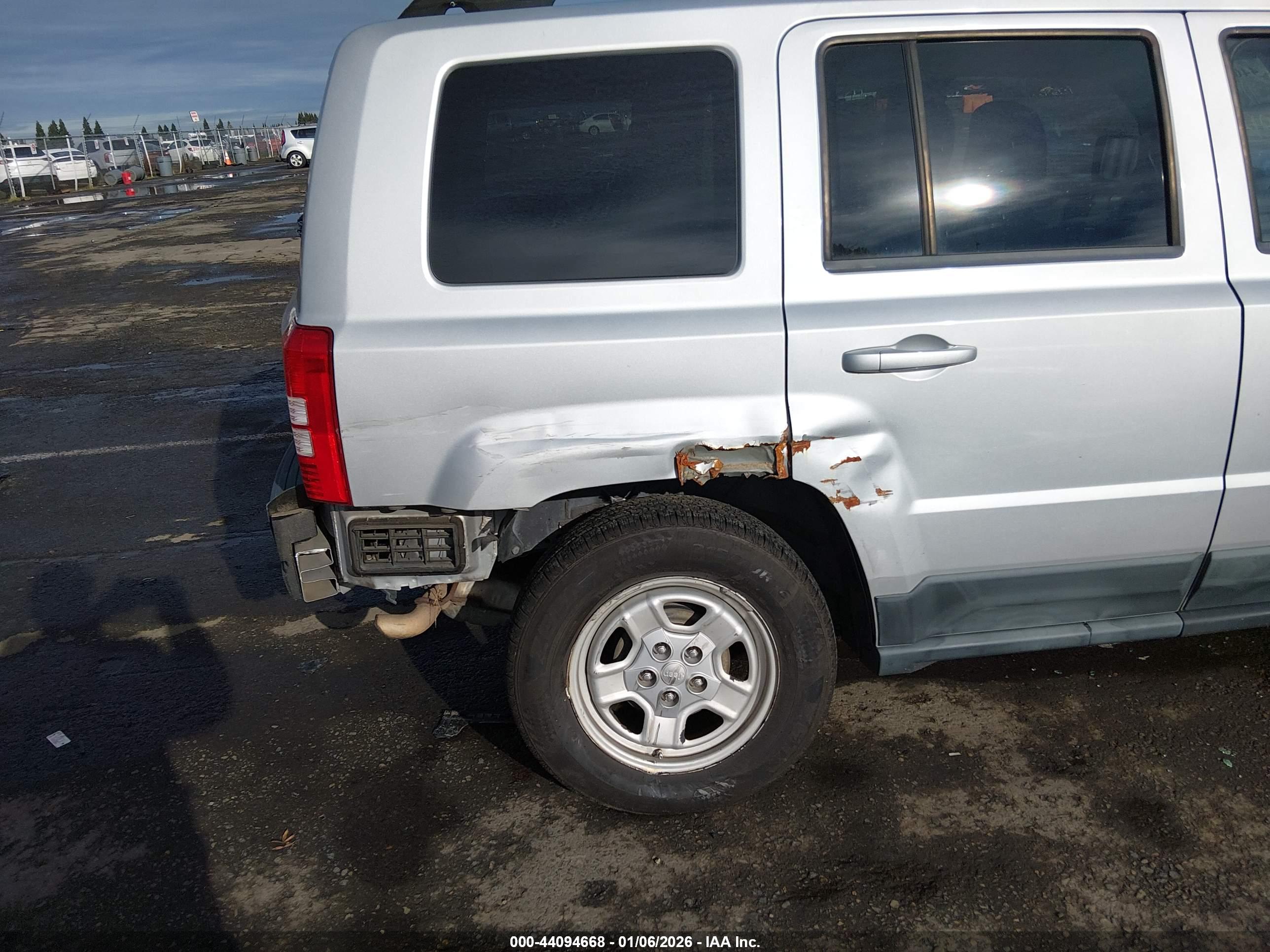 JEEP PATRIOT image 6