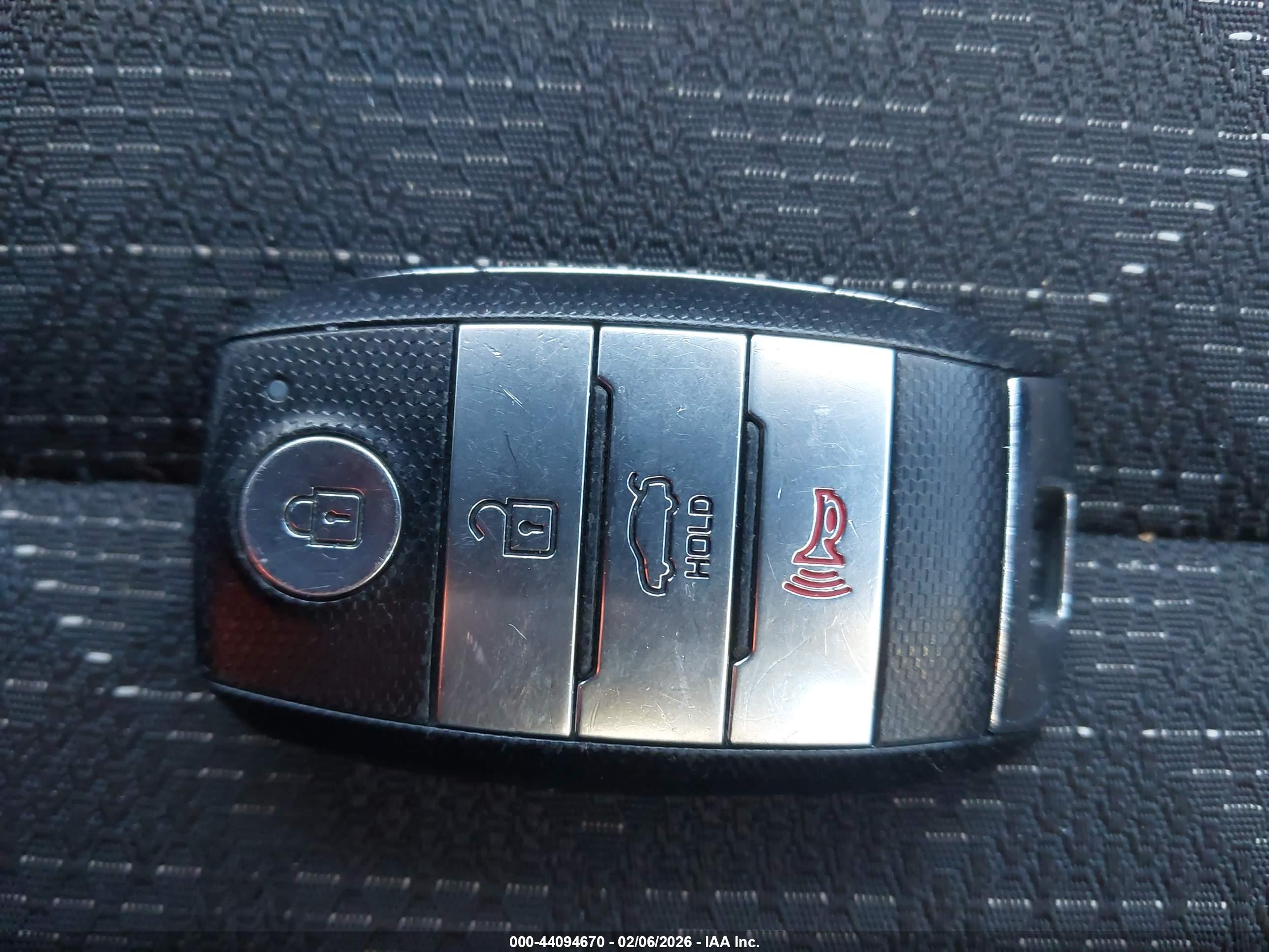 KIA RIO image 11