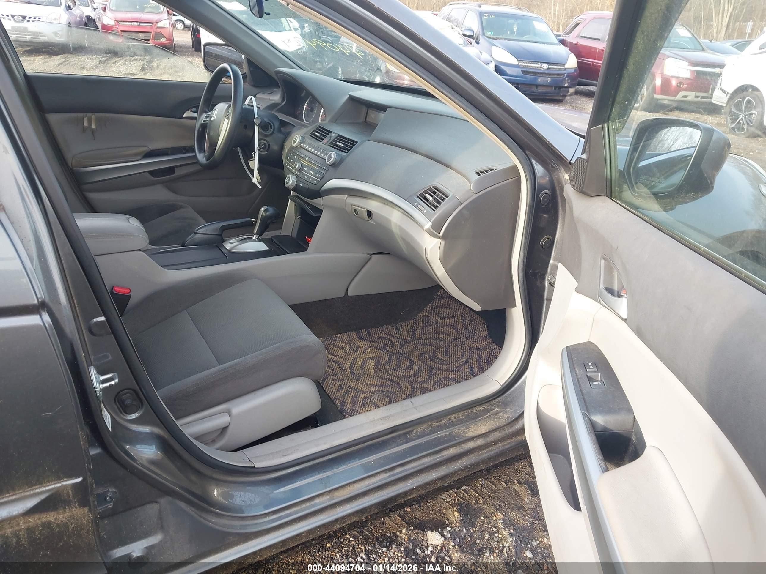 HONDA ACCORD image 5