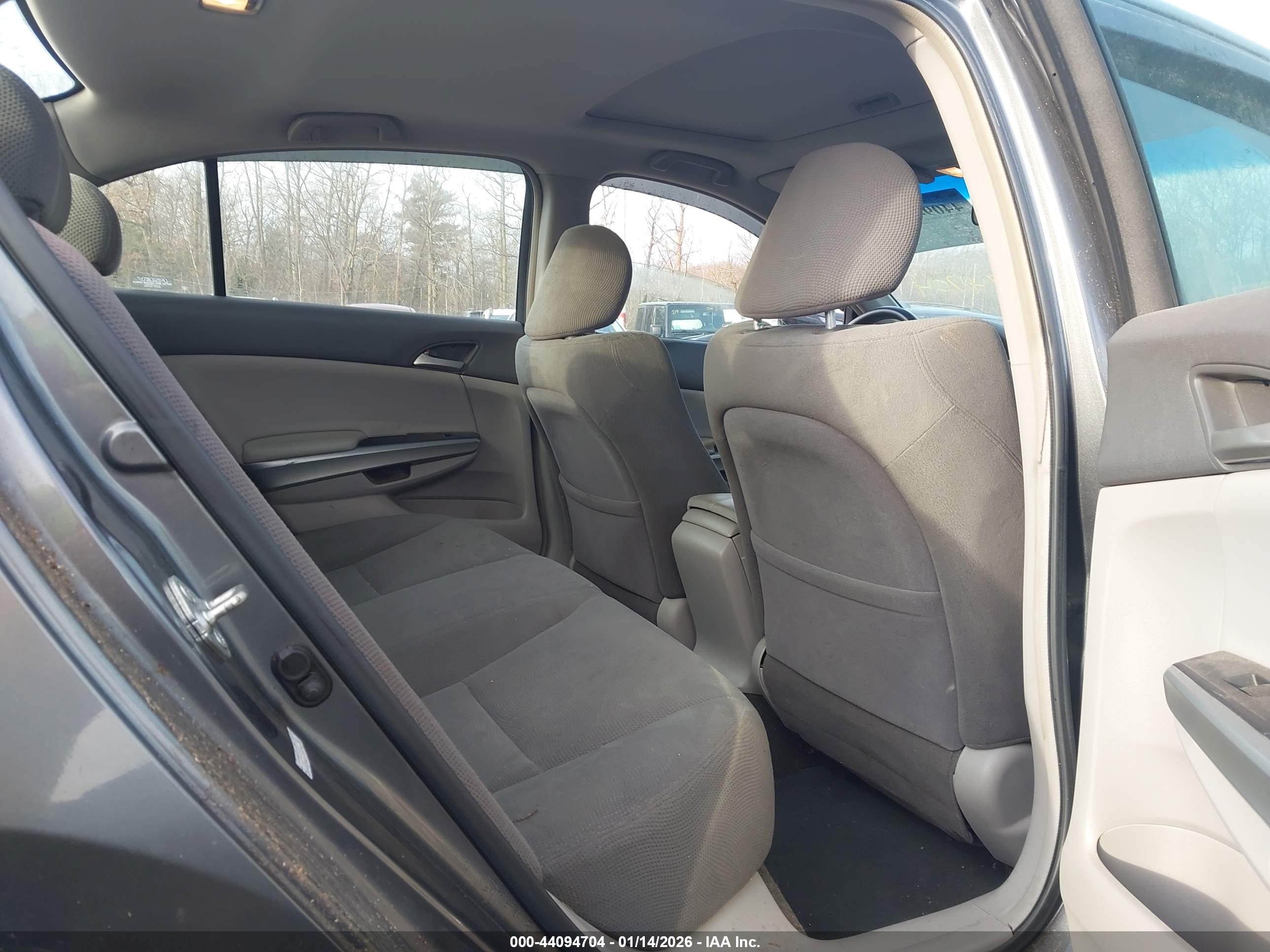 HONDA ACCORD image 8