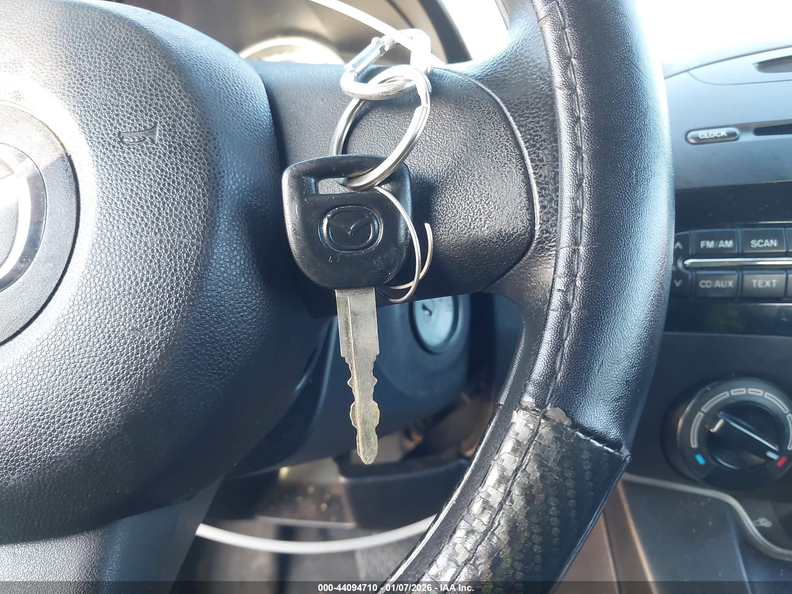MAZDA MAZDA2 image 11