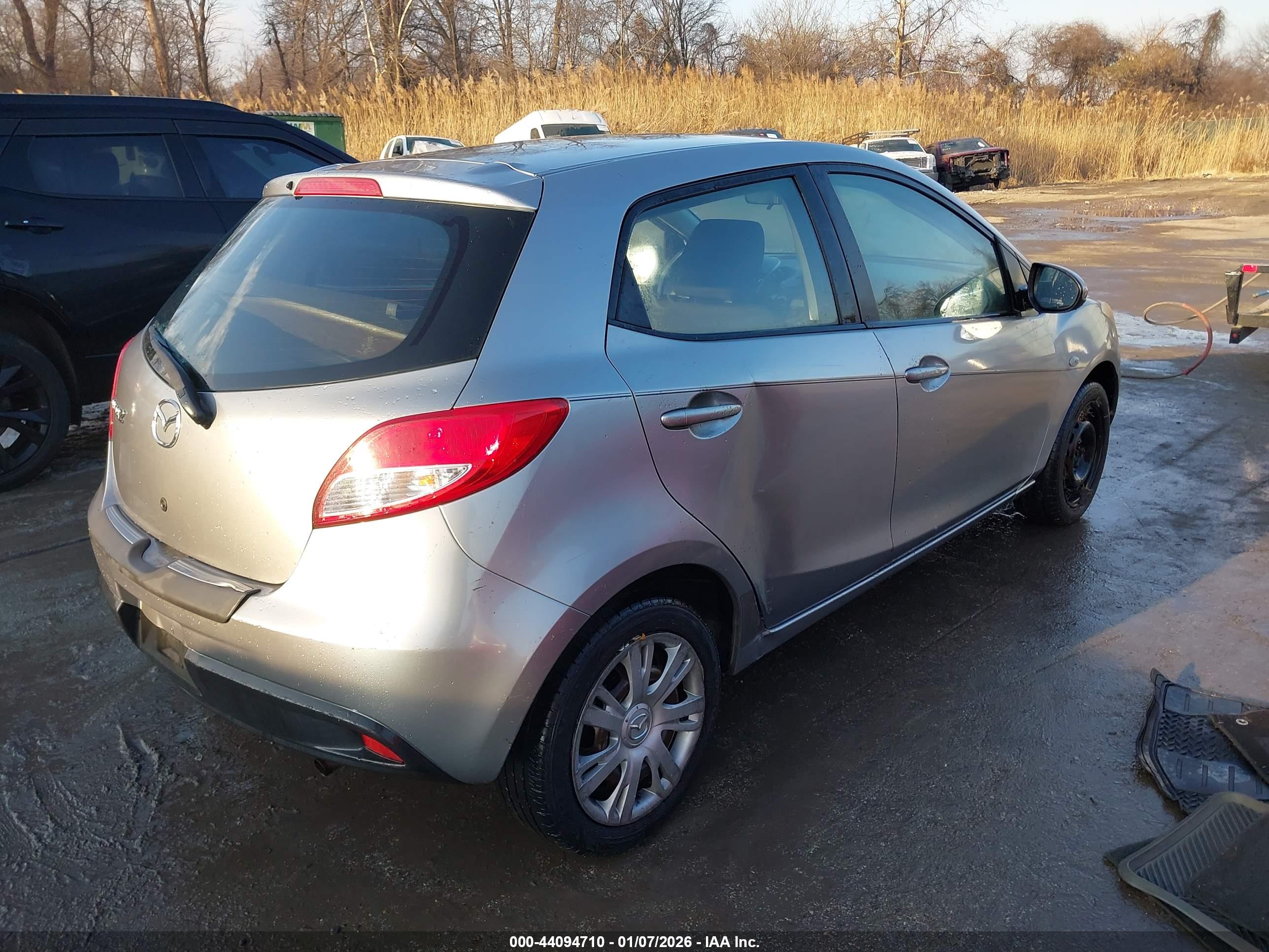 MAZDA MAZDA2 image 4