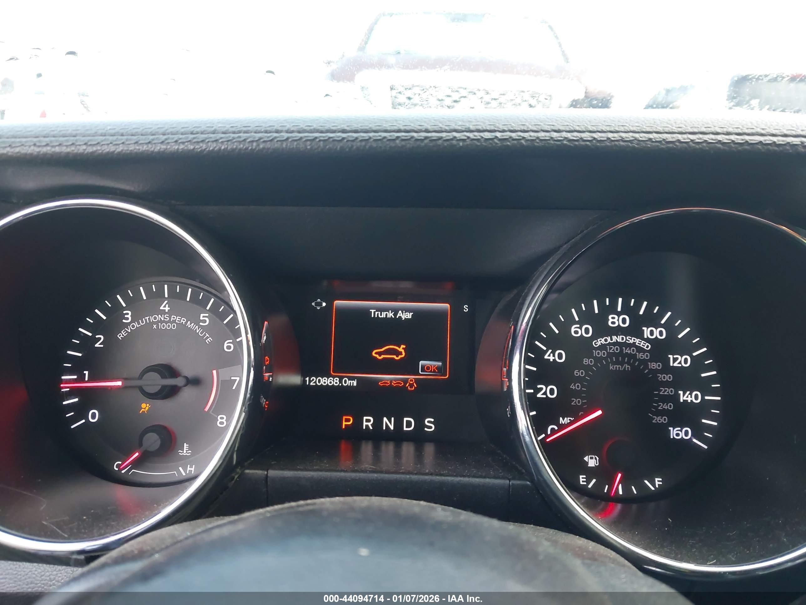FORD MUSTANG image 7