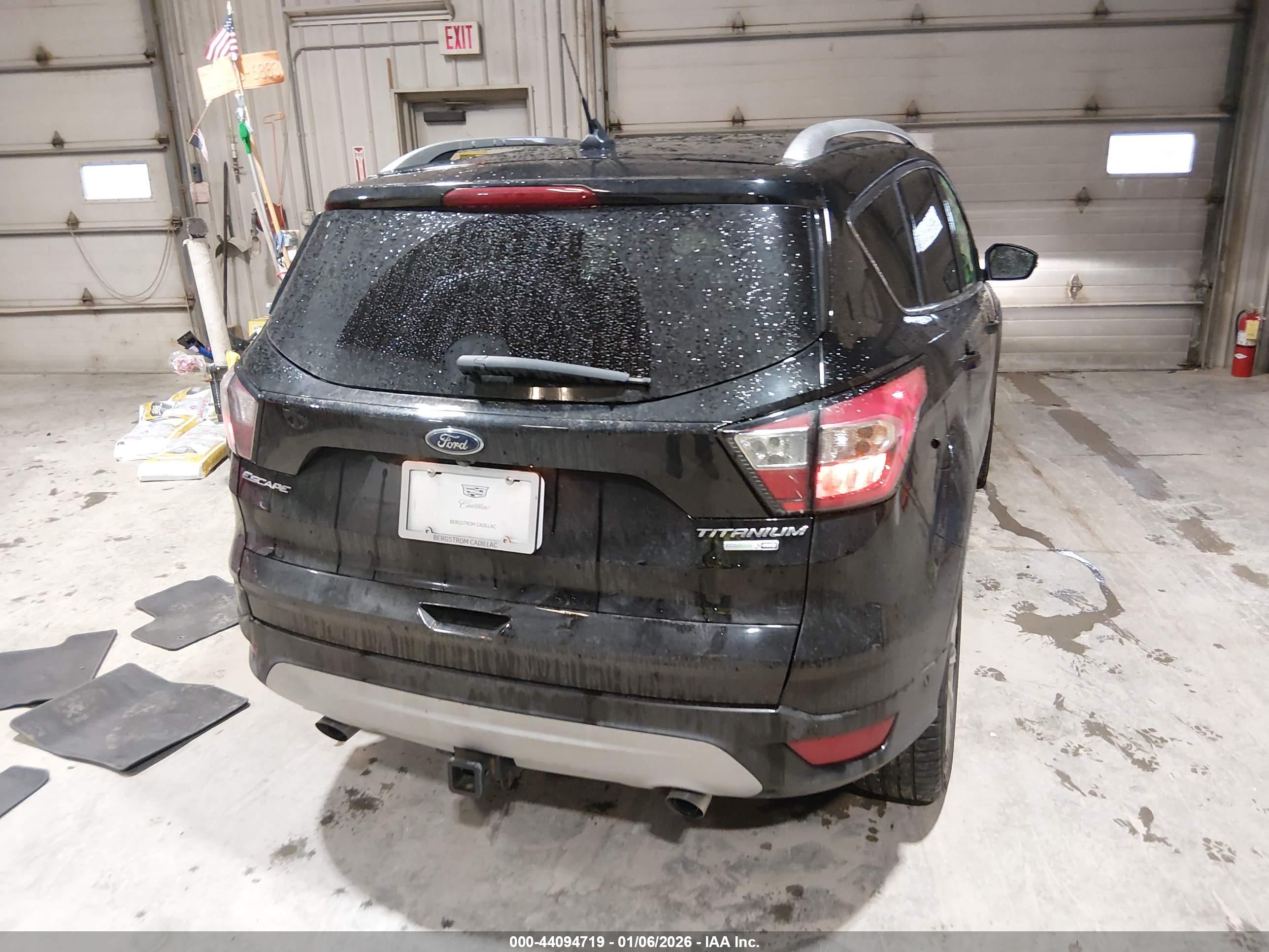 FORD ESCAPE image 4