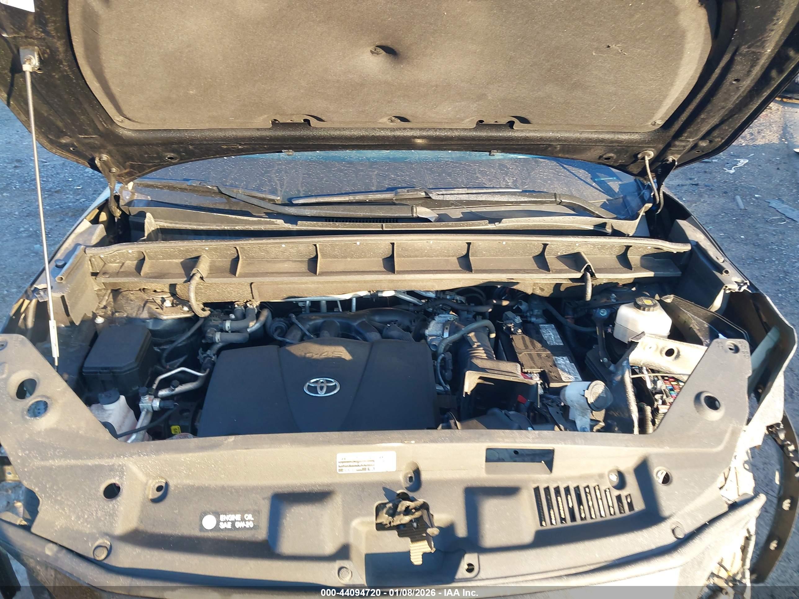 TOYOTA HIGHLANDER image 10