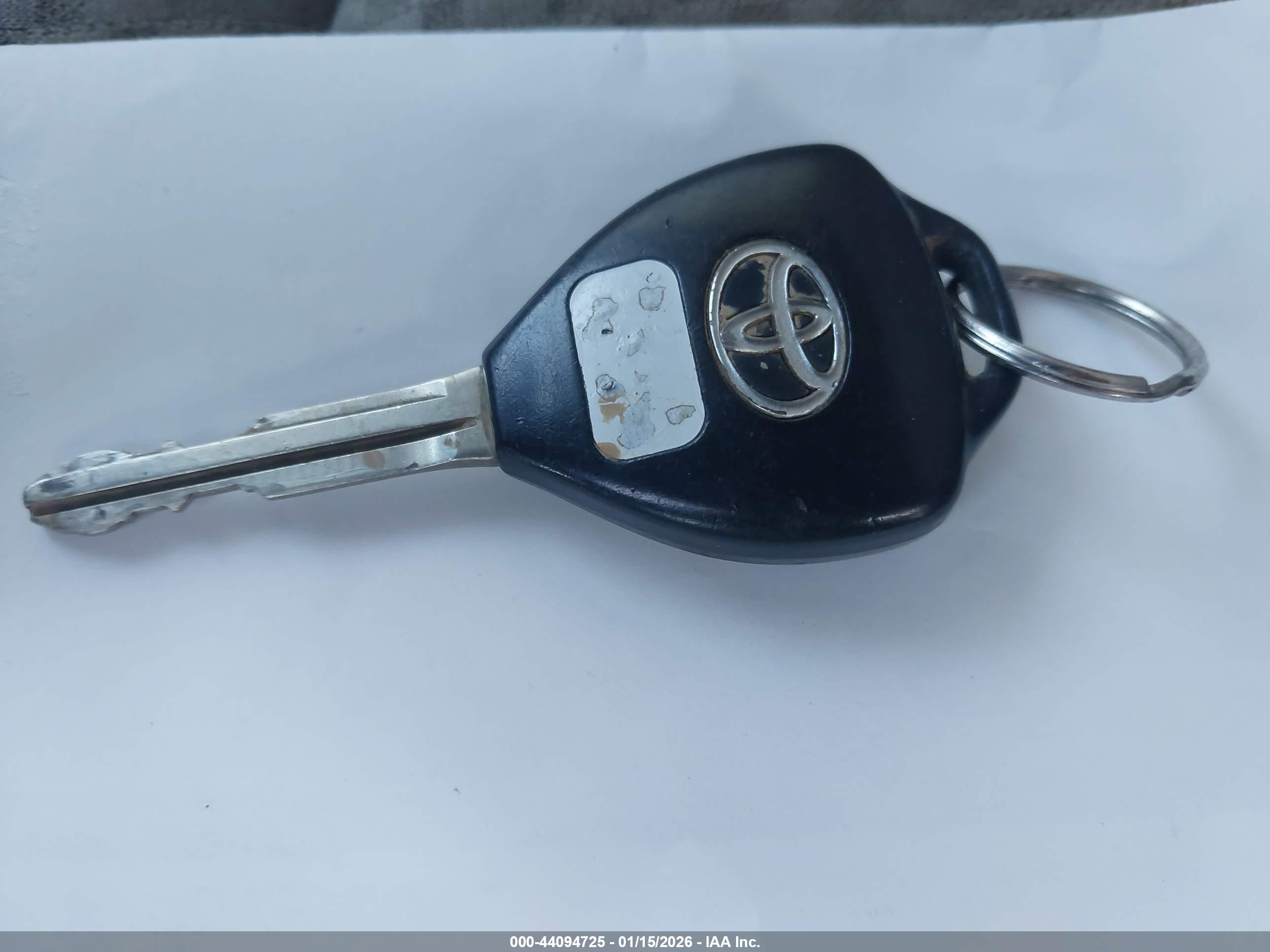 TOYOTA RAV4 image 11