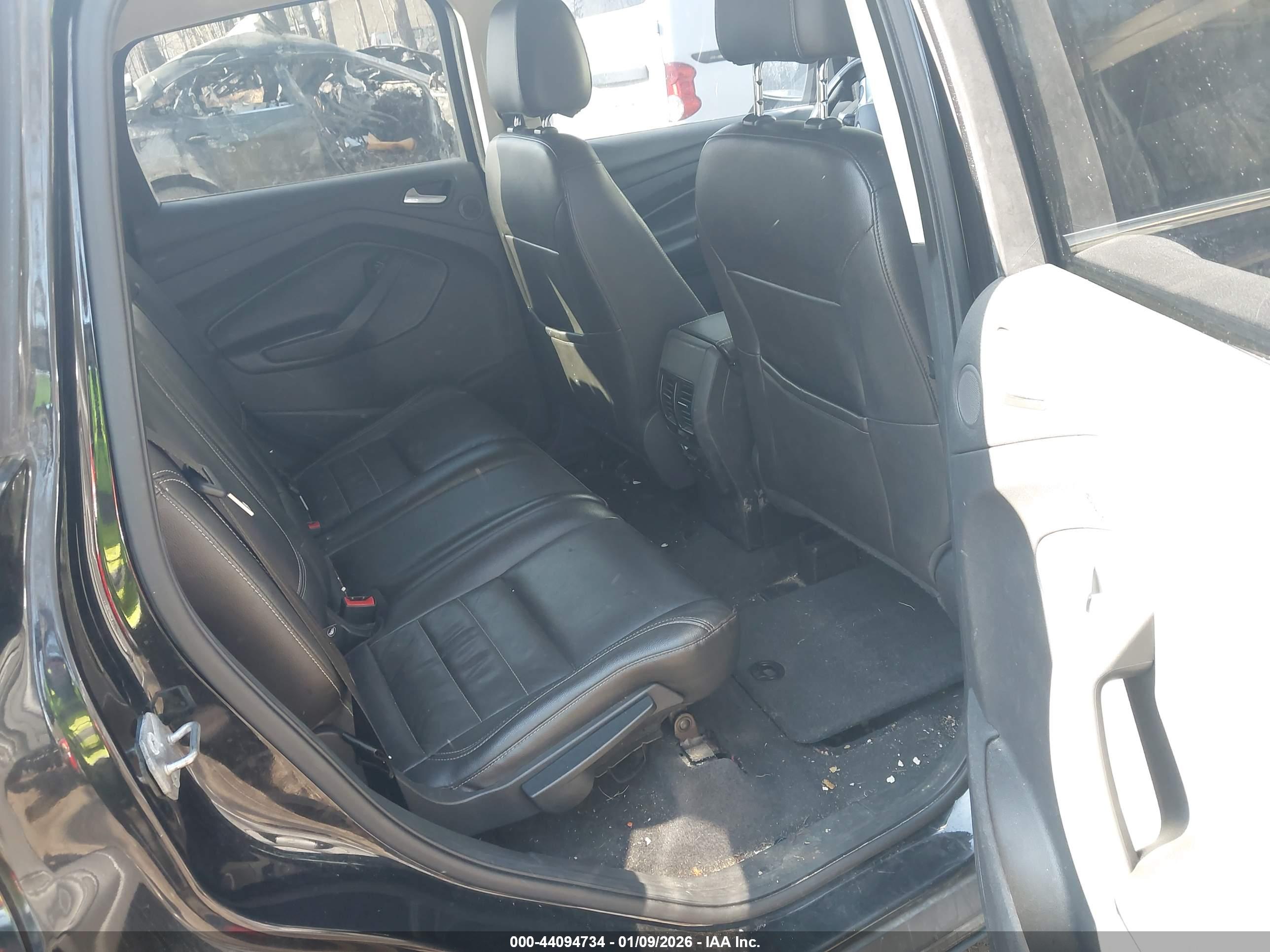 FORD ESCAPE image 8