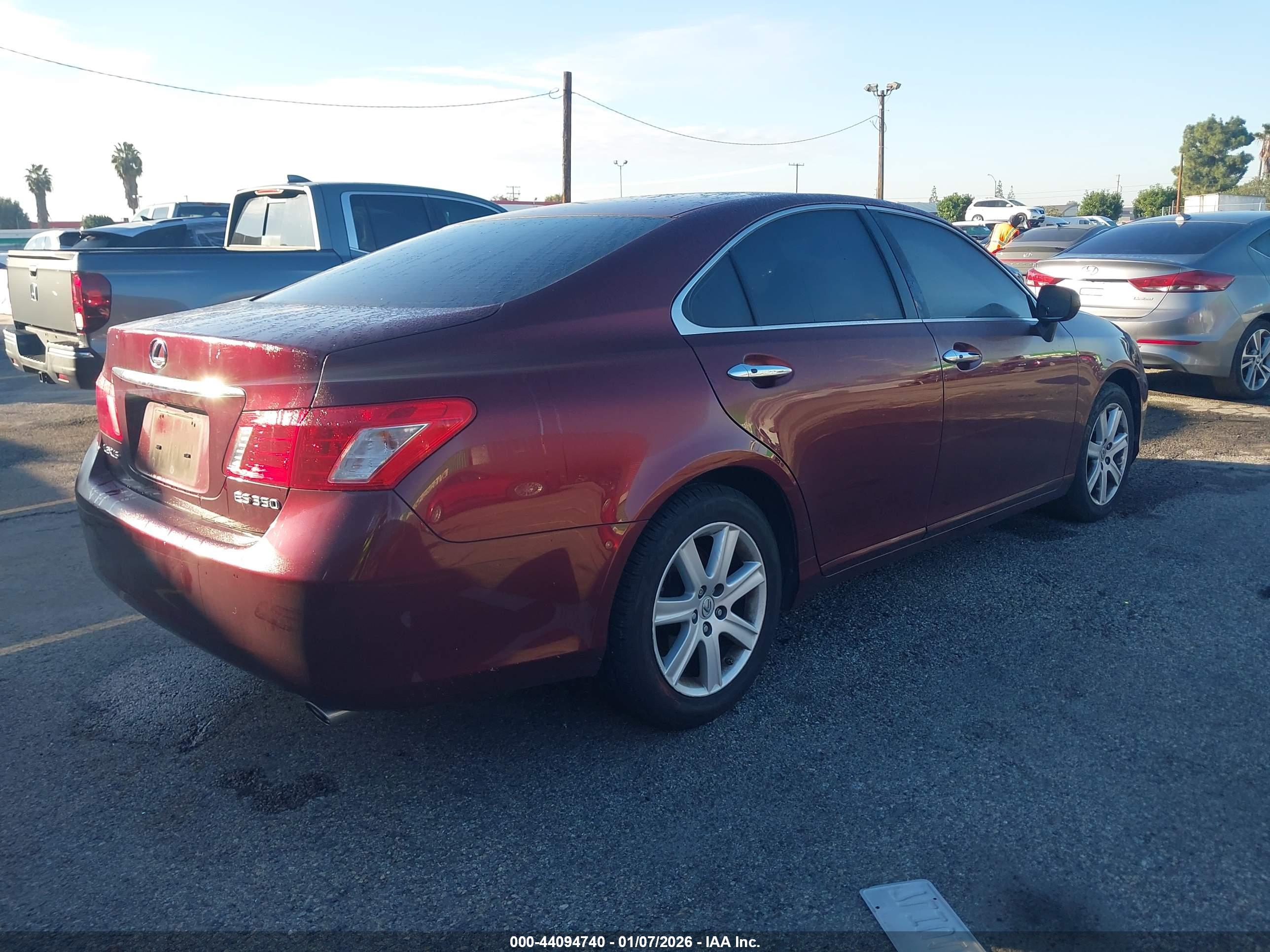 LEXUS ES image 4