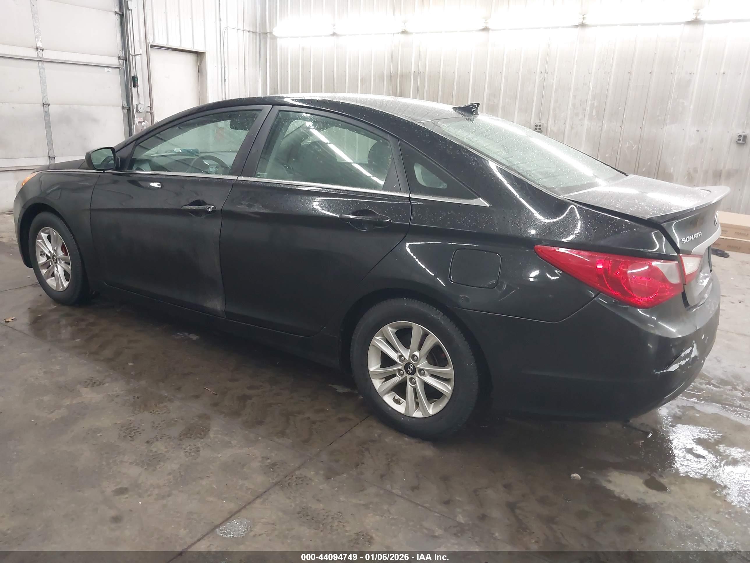 HYUNDAI SONATA image 3