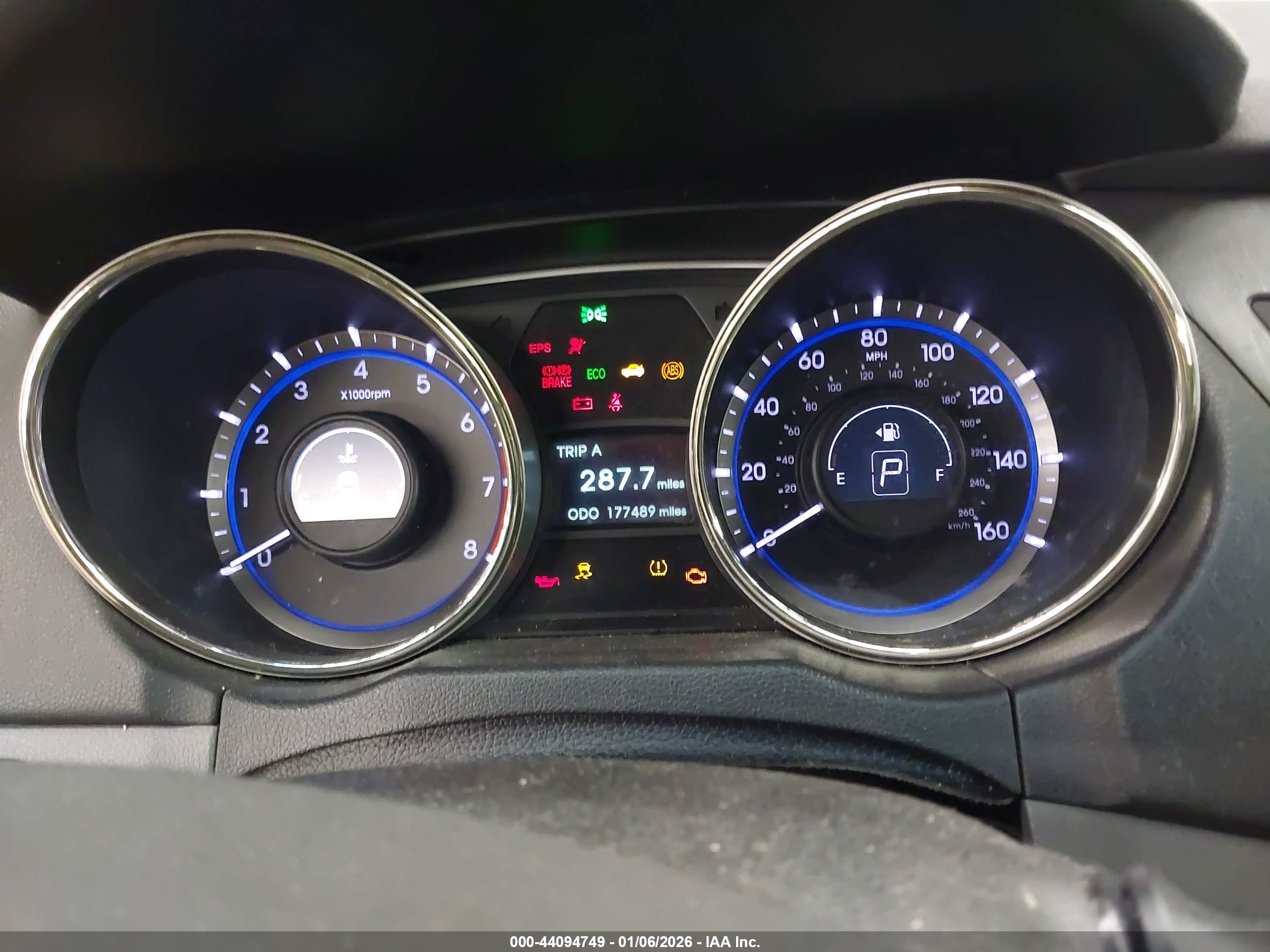 HYUNDAI SONATA image 7